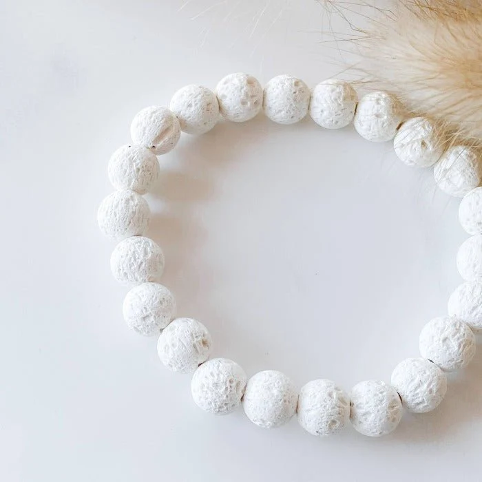 LAVE | Bracelet diffuseur en pierres de lave blanche - Image 2