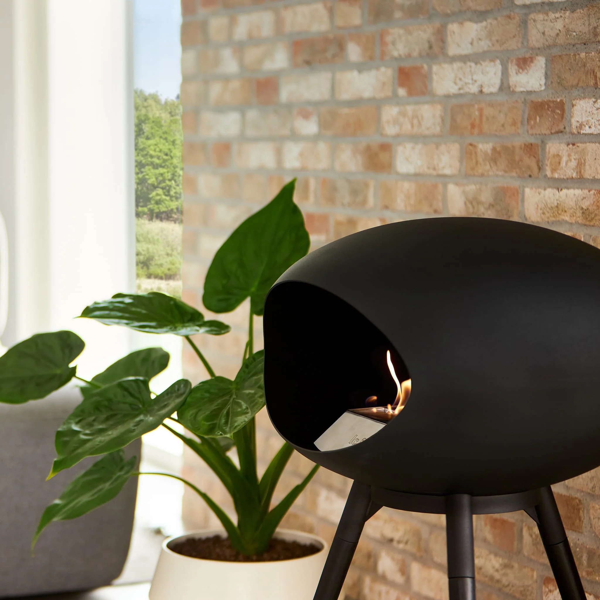 Le Feu Ground Low Dome <br>Black - Image 3