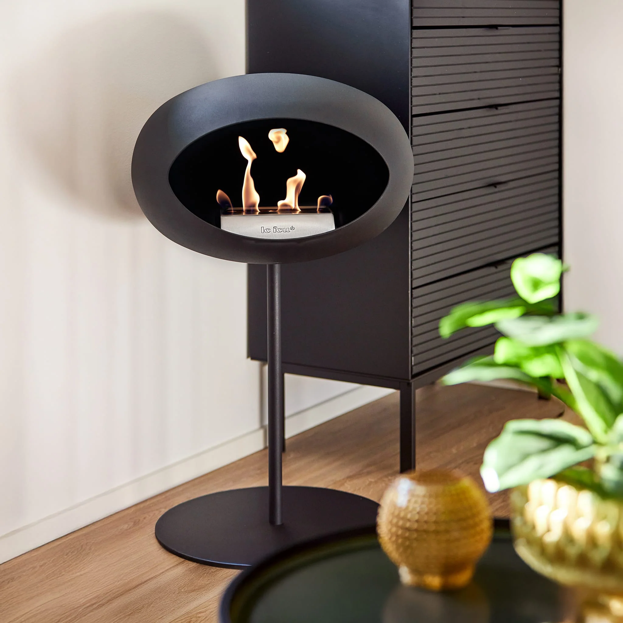 Le Feu Steel Low Dome <br>Black - Image 2