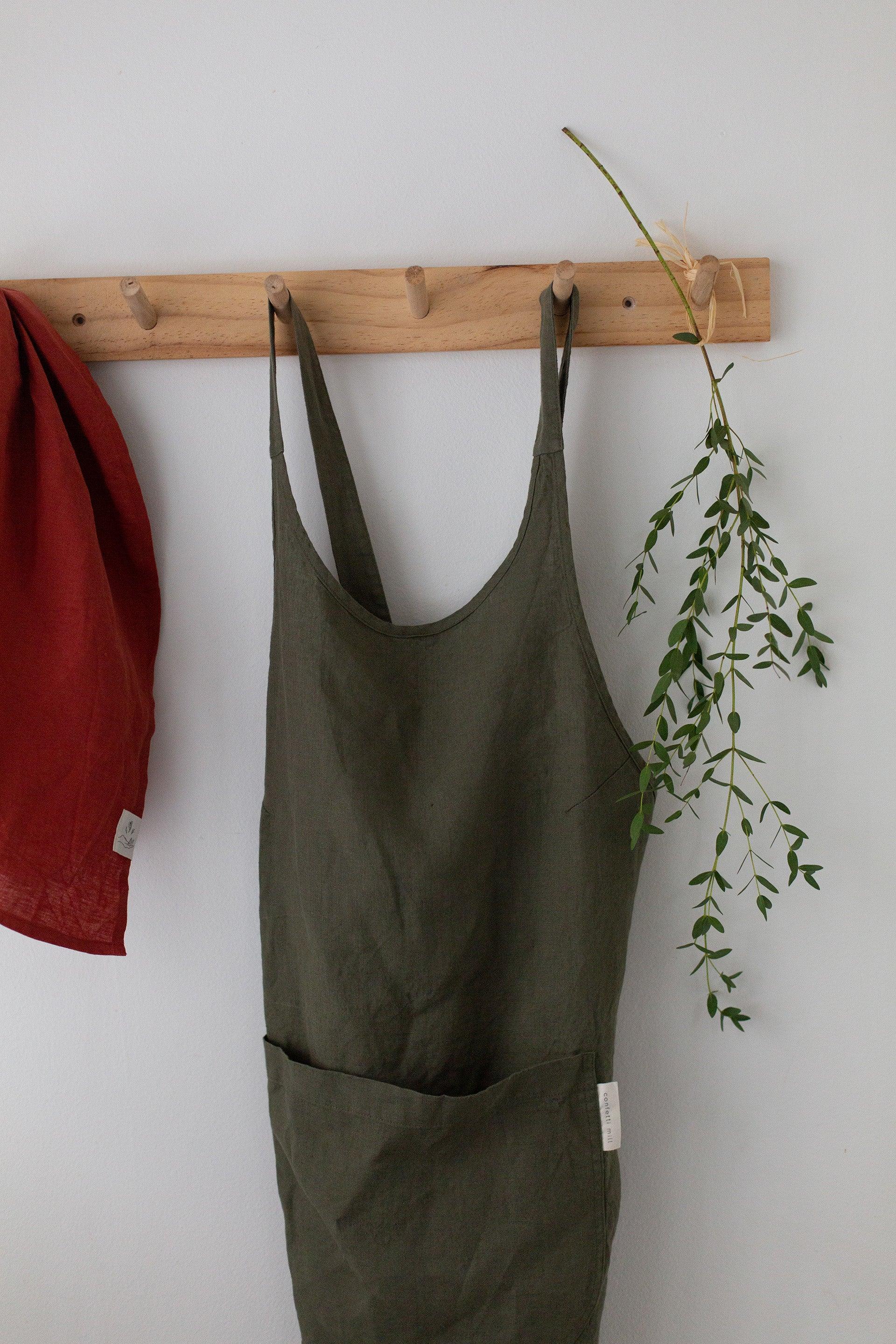 Linen Apron - Forest green - Image 3