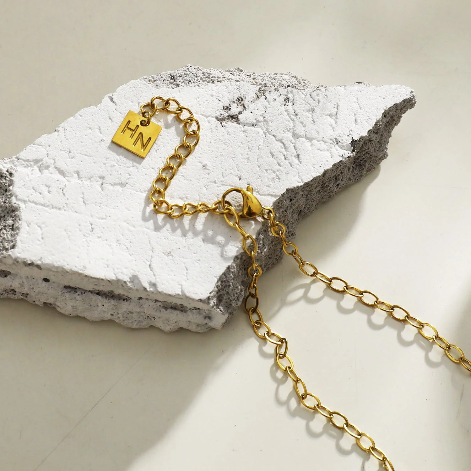 LORENA Black & Gold Beaded Paperclip Chain Necklace - Image 7