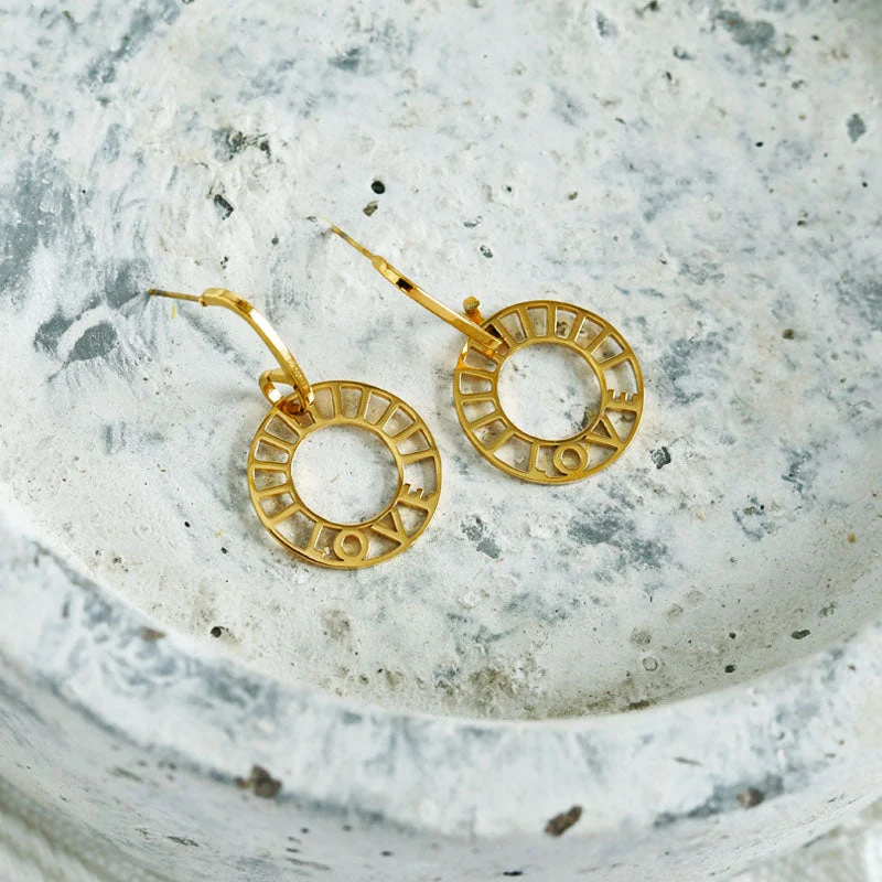 LOVE CIRCLE Earrings - Image 4