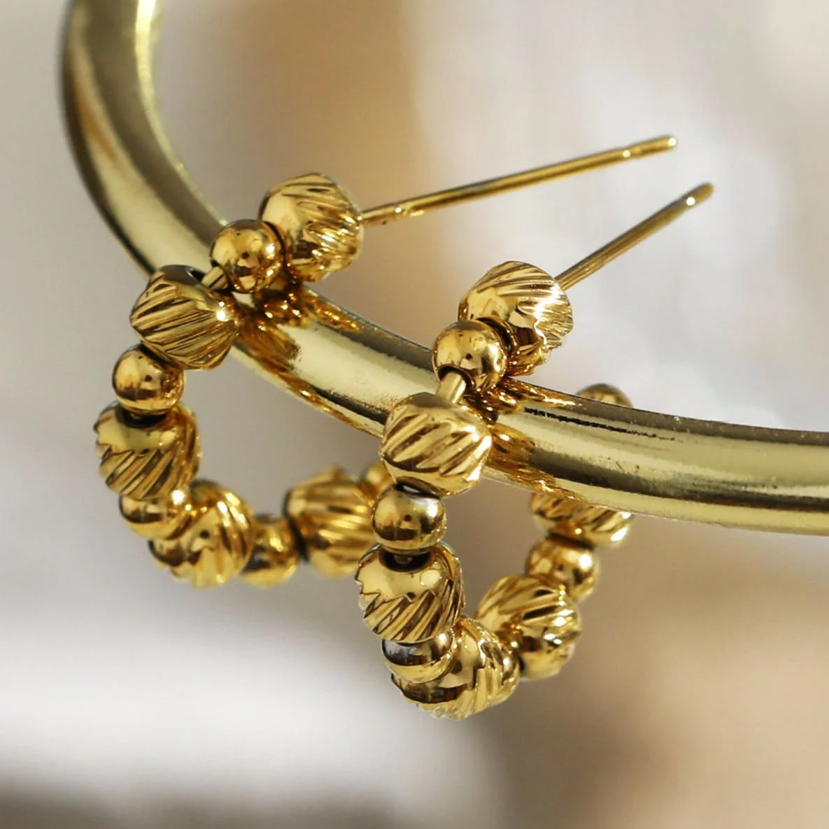 LUANDA Contrasting Gold Beaded Hoop Earrings - Image 3