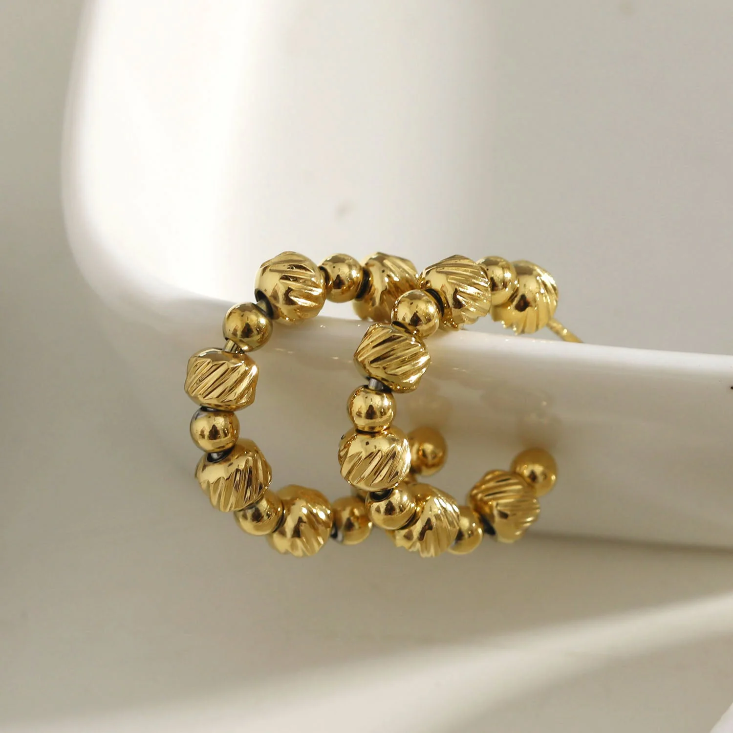 LUANDA Contrasting Gold Beaded Hoop Earrings - Image 8