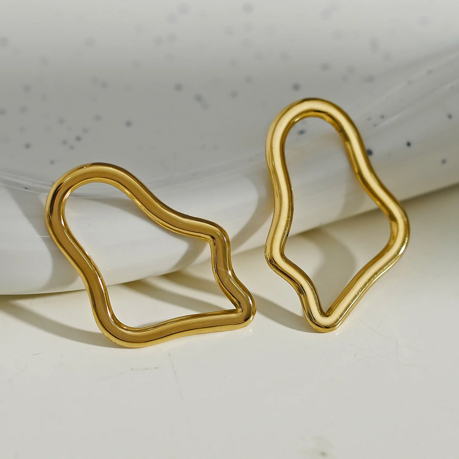 MARTINA Irregular Shaped Hoop Earrings in Gold - Image 7