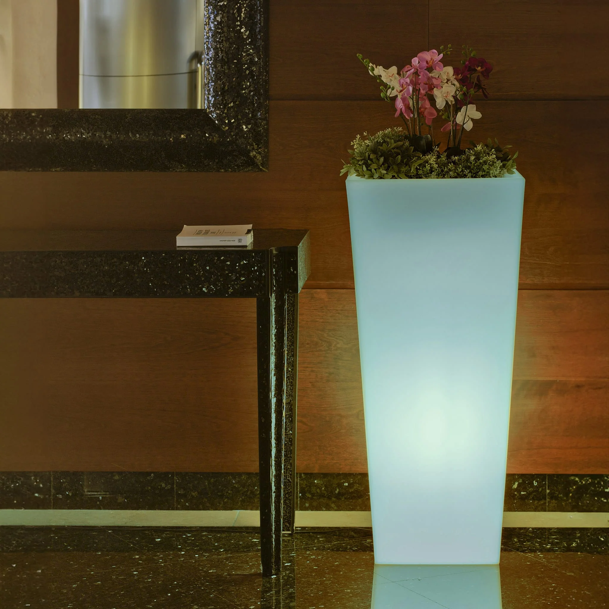 Melisa<br> Solar & Rechargeable - Image 2