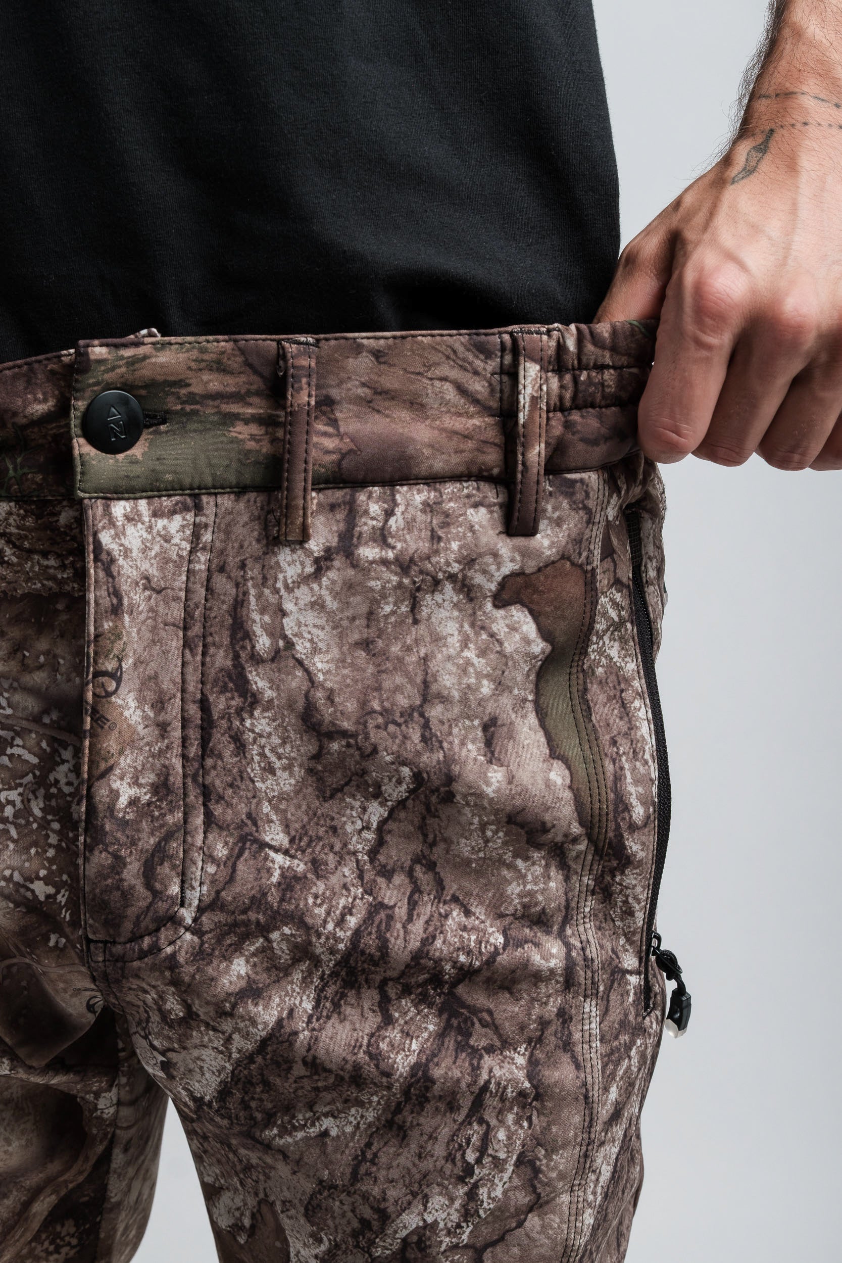Men's Camo Adventure Water Resistant Pants - Image 5