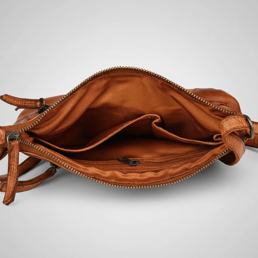 MET V Stitch Crossbody Leather Bag - Image 5