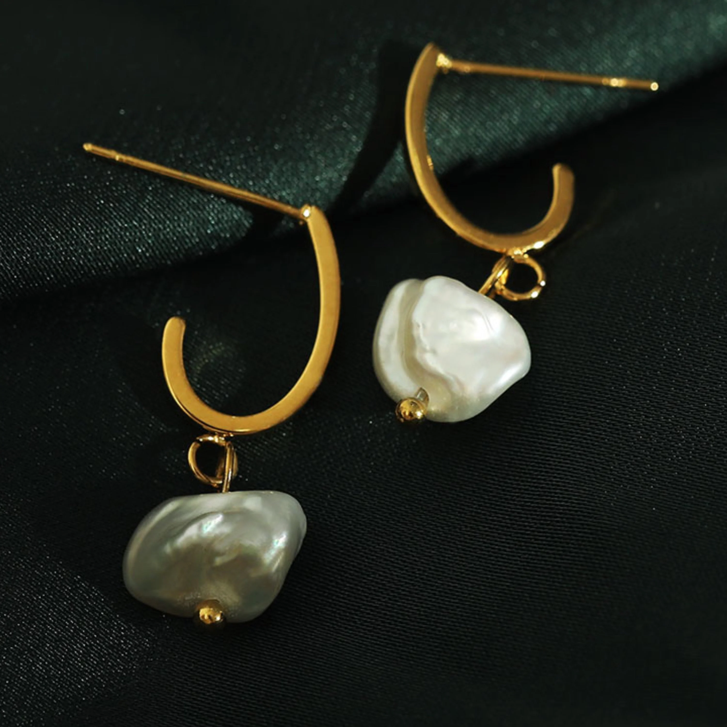 MILANO: Natural Freshwater Pearl J-Bar Drop Earrings in Gold - Image 3