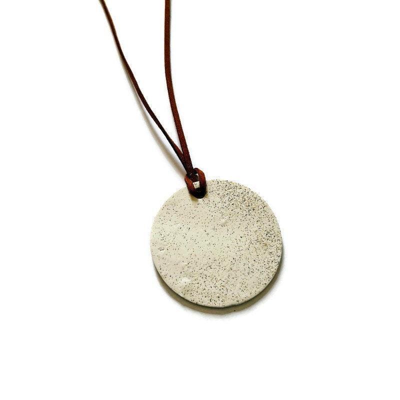Minimalist Clay Jewelry Set with Beach Aesthetic - Image 4