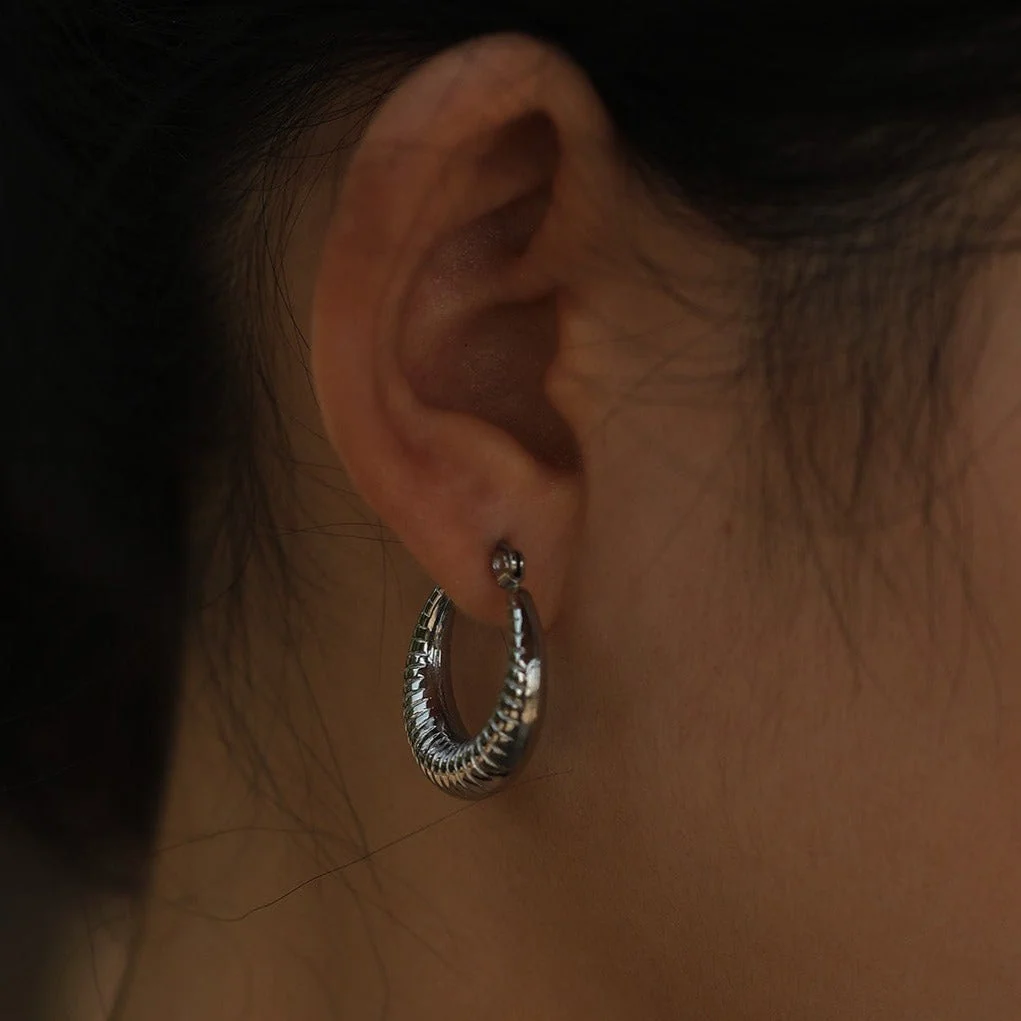 MISCHA Textured Chunky Hoops Silver - Image 2