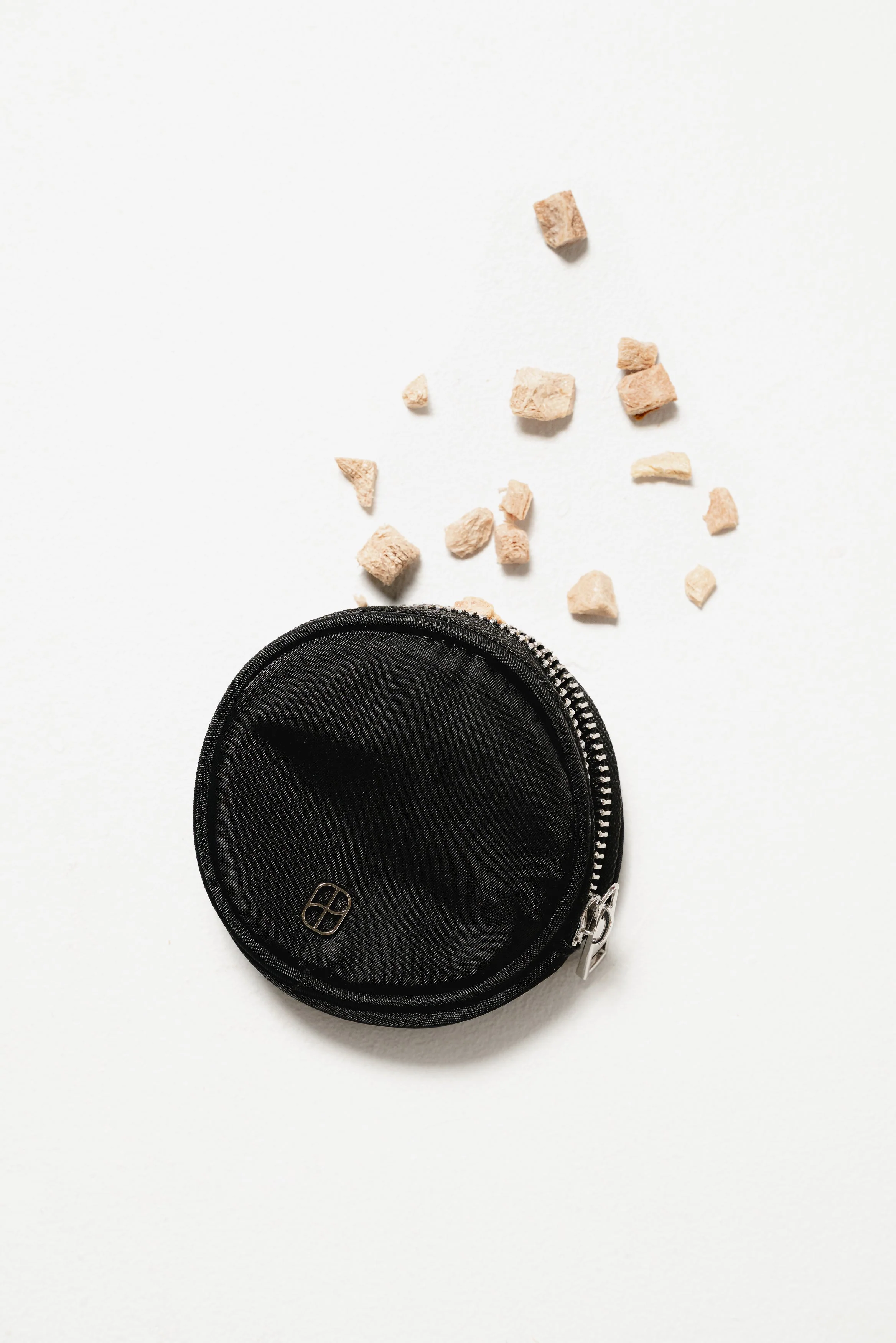 Noma Treat Pouch