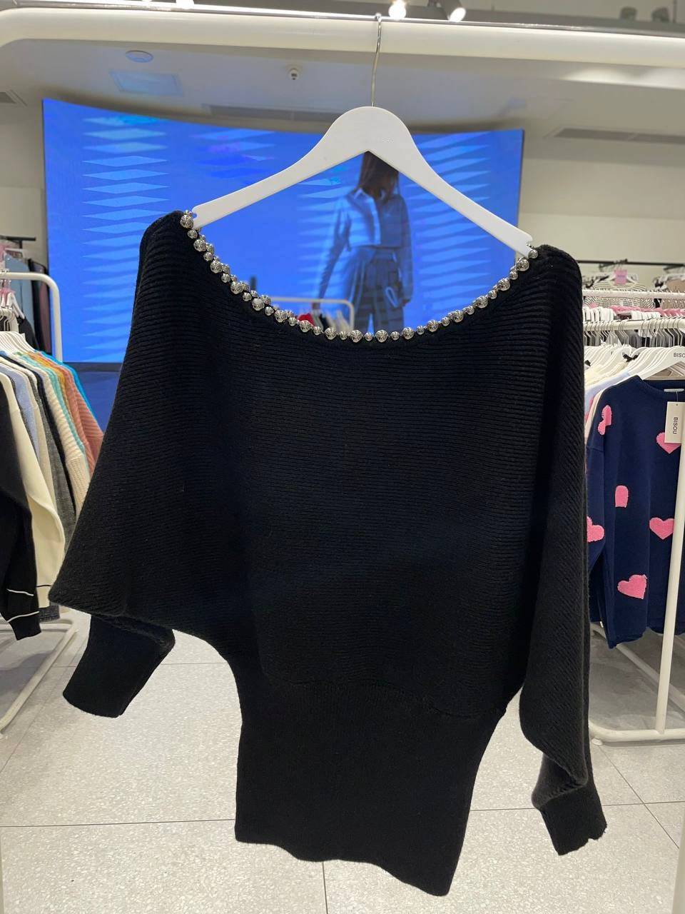 Off-Shoulder Knit Sweater - Black - Image 7