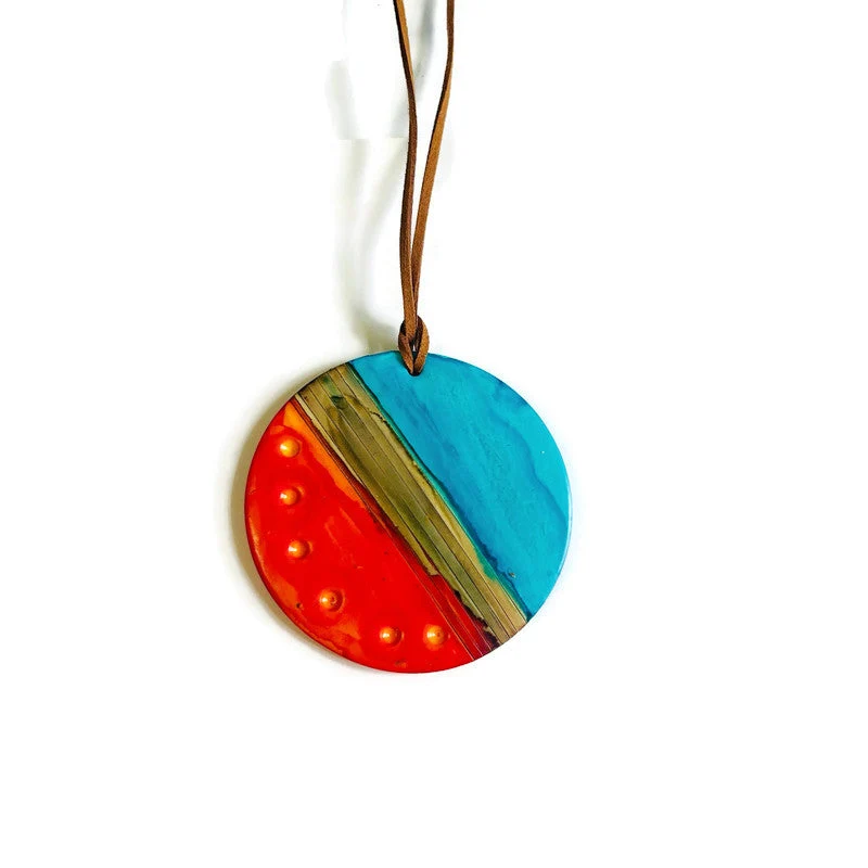 Oversized Disc Pendant Necklace Handmade - Image 3