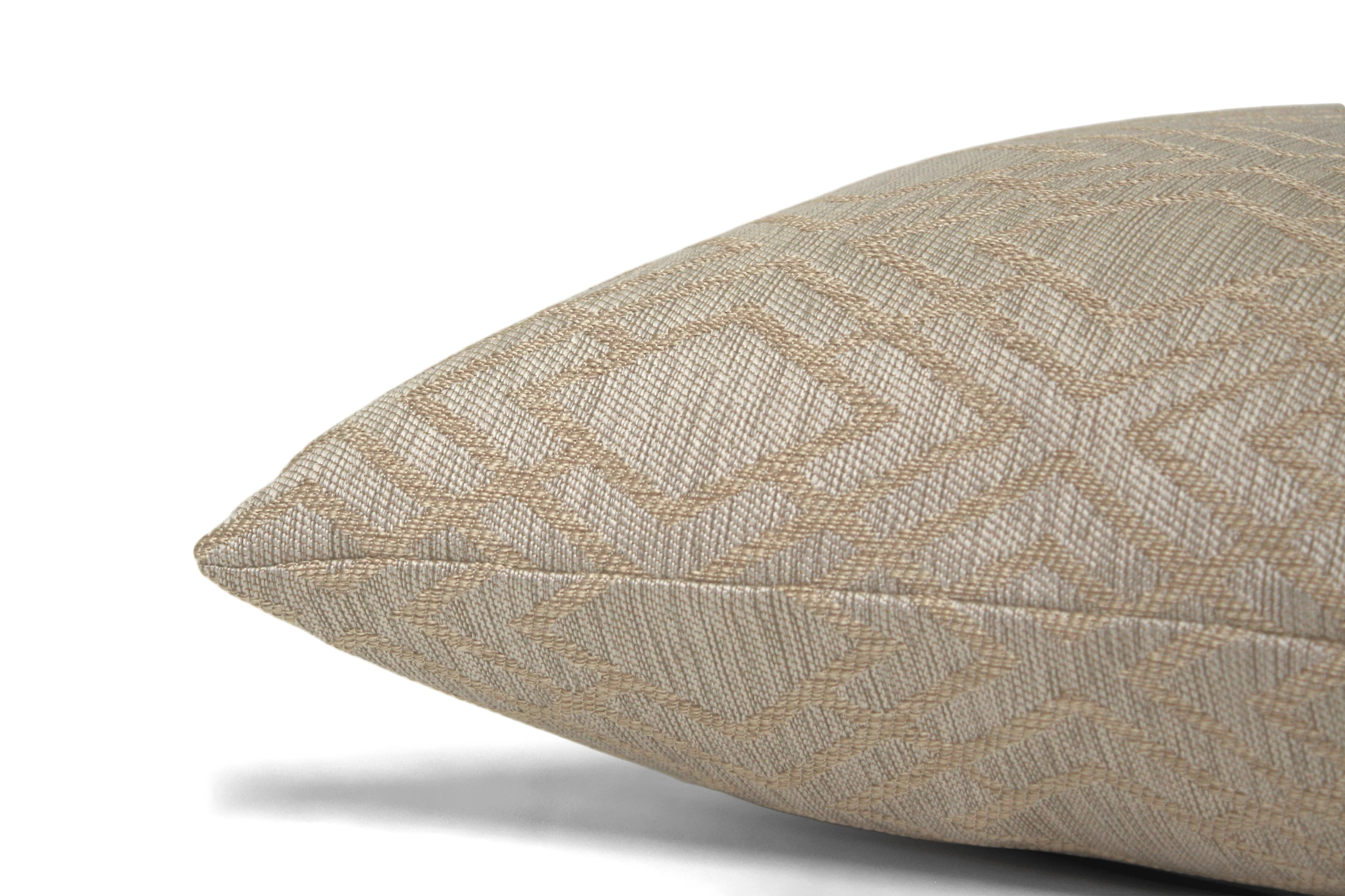 Oyster Cushion Cover - Image 3