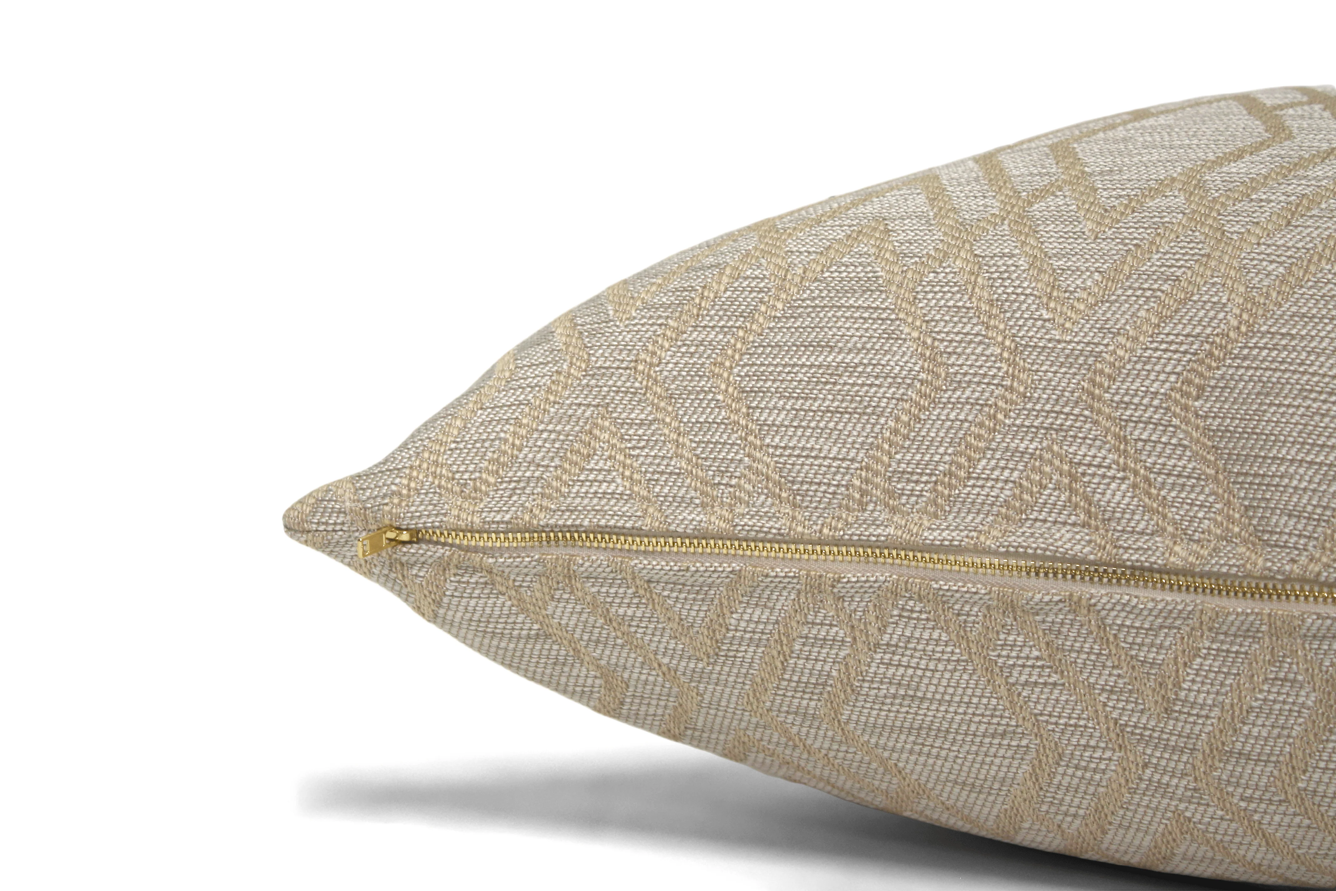 Oyster Cushion Cover - Image 4