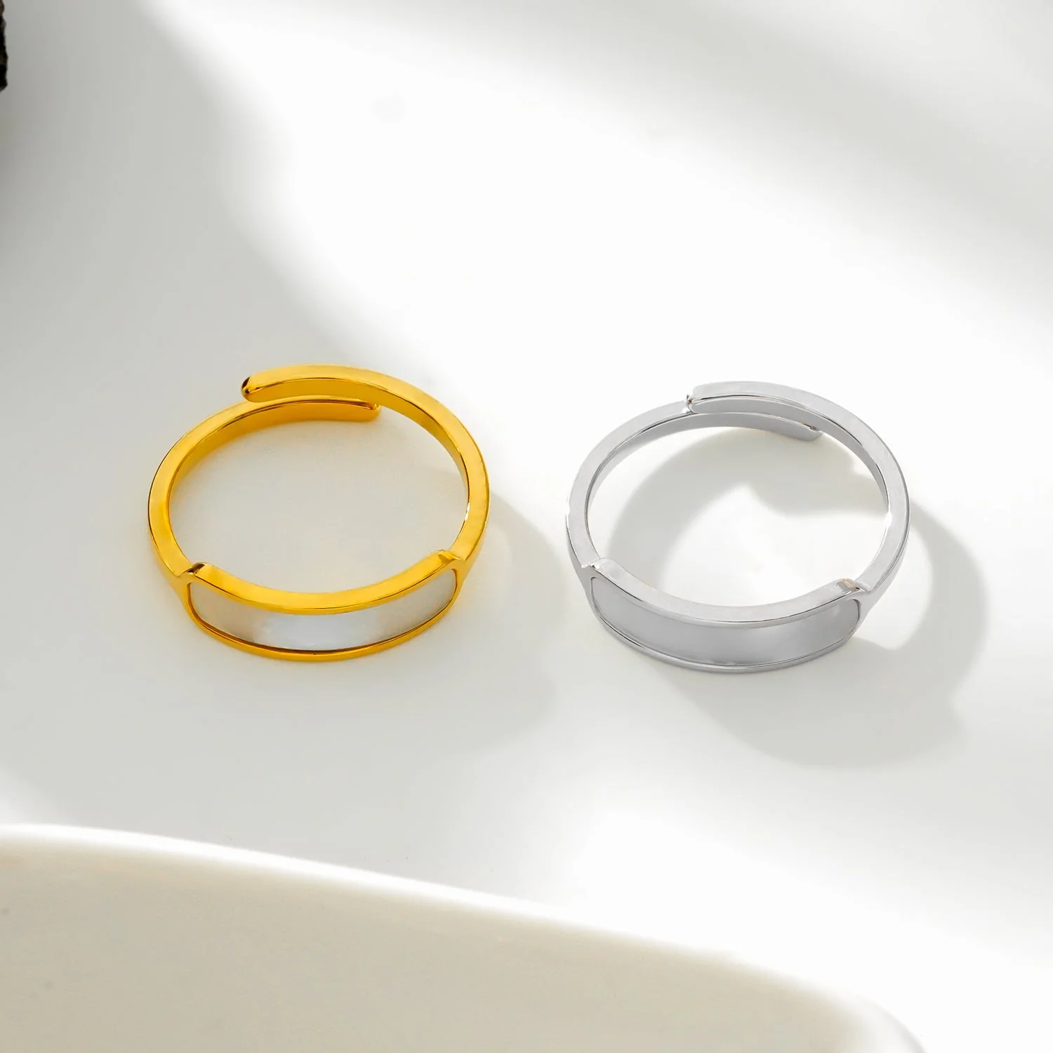 PEILLON White Gold (Silver Toned): Modern Minimalist Natural Shell Band Inset Ring - Image 6