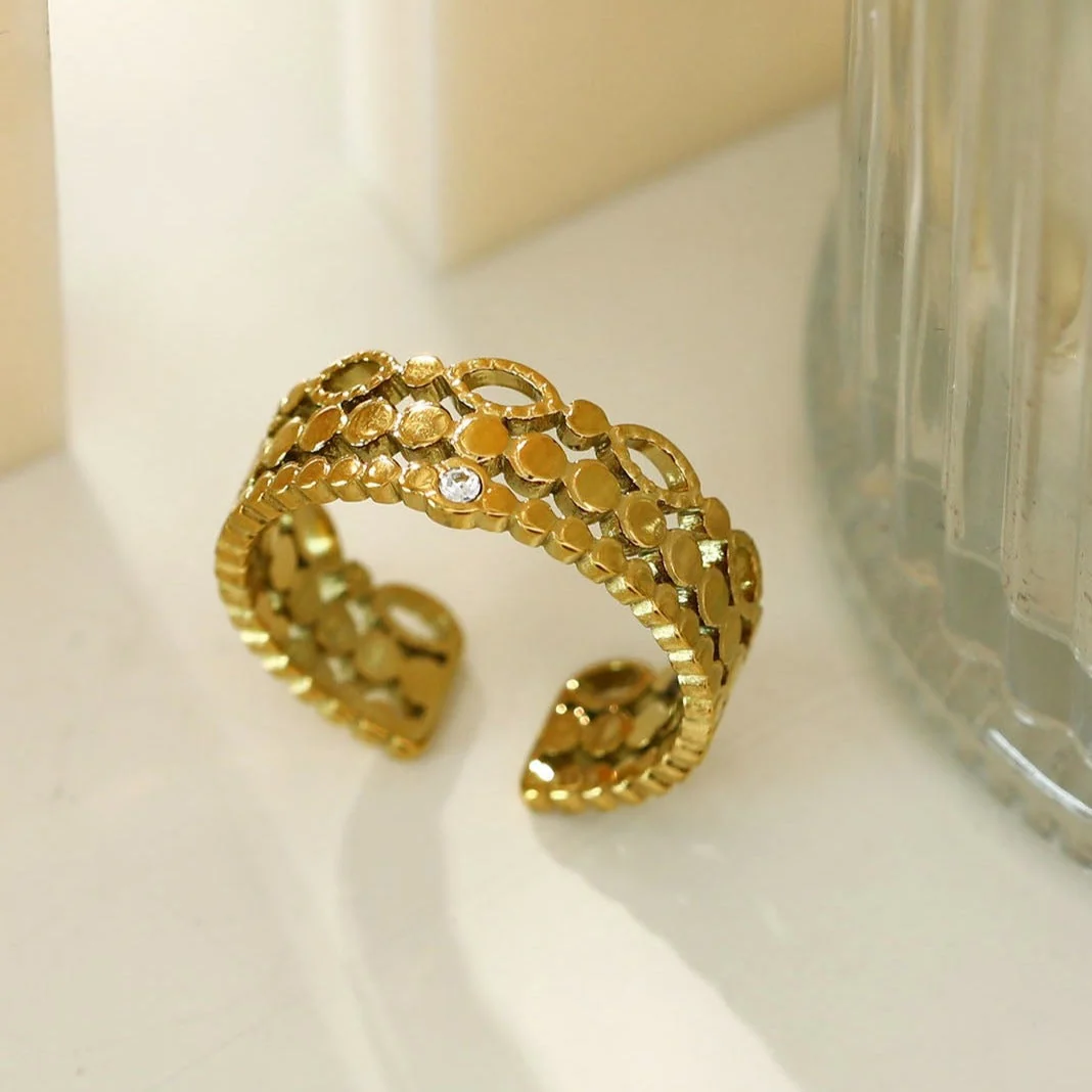 PERLA: Vintage Inspired Multi Staked Ring with Solitaire Zirconia Gemstone - Image 6