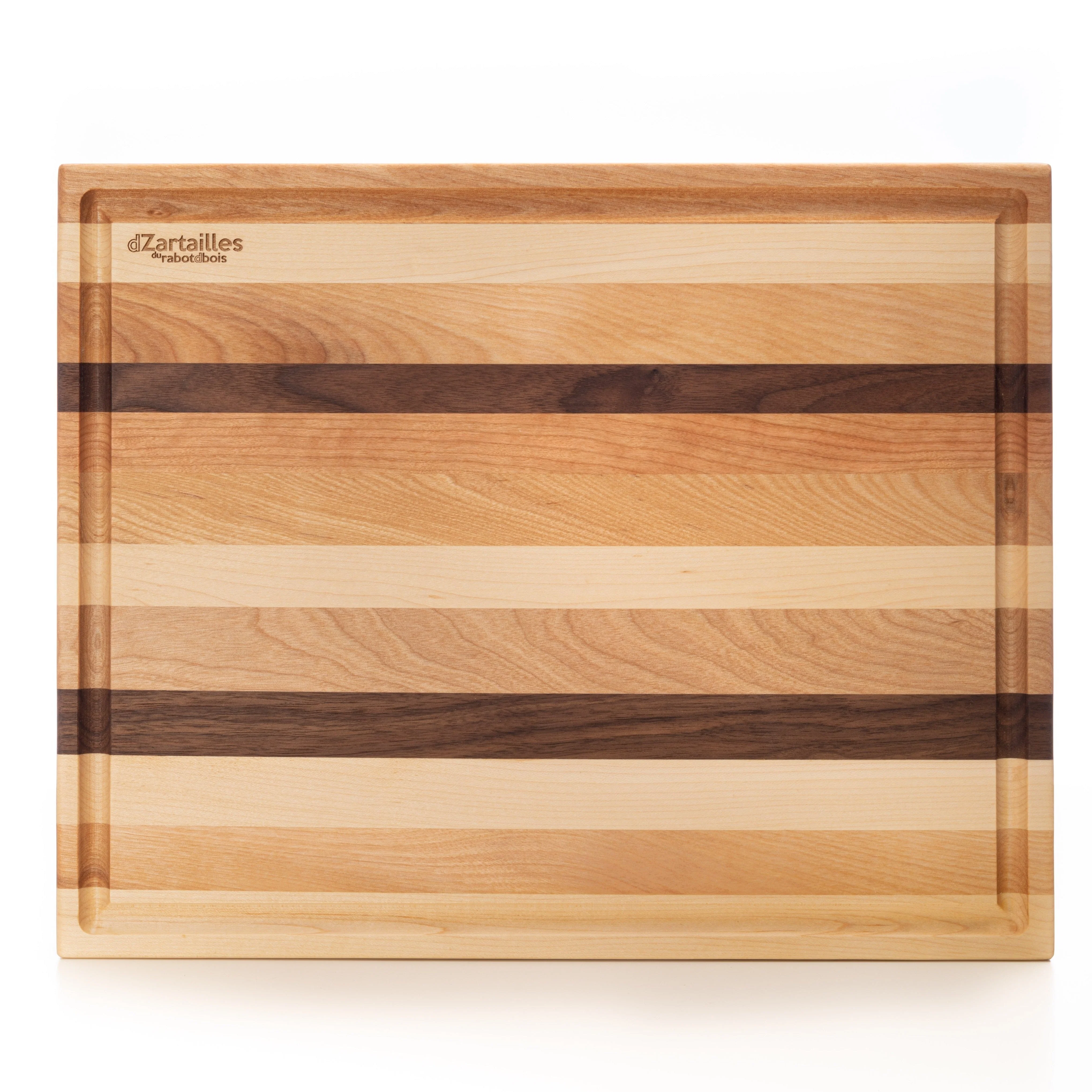 Planche à découper en bois, la “D-Zartailles” avec rainure à jus - Image 2