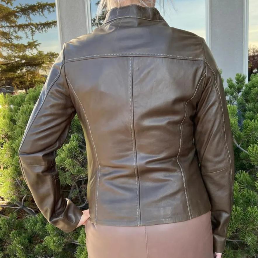 Women's Snap Collar Lamb Leather Jacket - Image 2