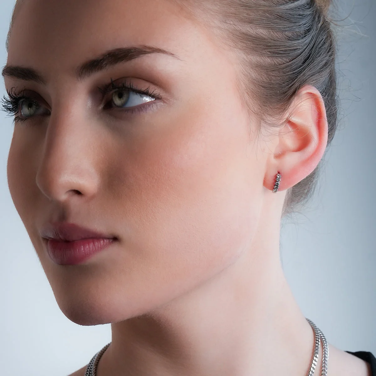 PORTREE: Zirconia Encased Classic Mini Hoop in Silver Toned White Gold - Image 7