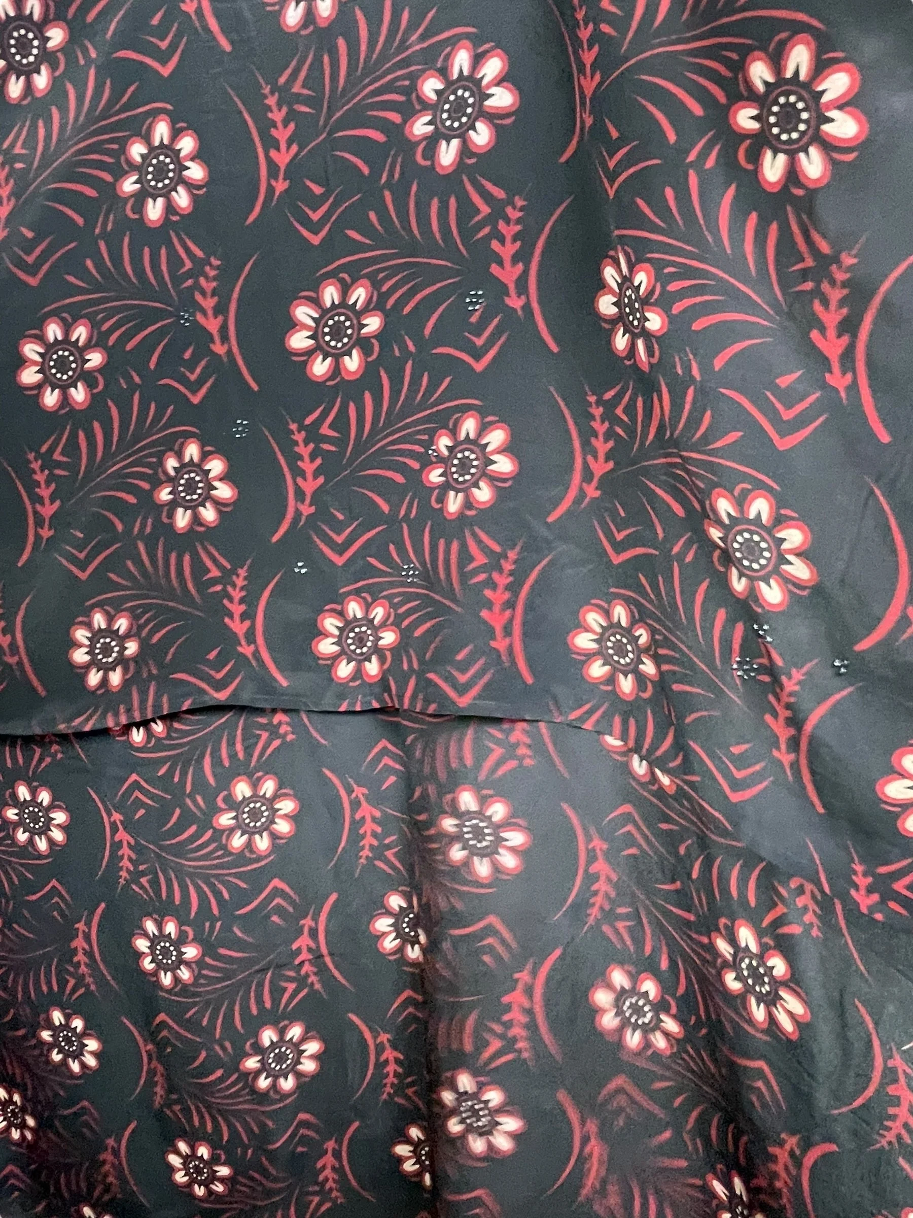PRC7501 Avatar Pure Silk Hi Lo Top - Image 3