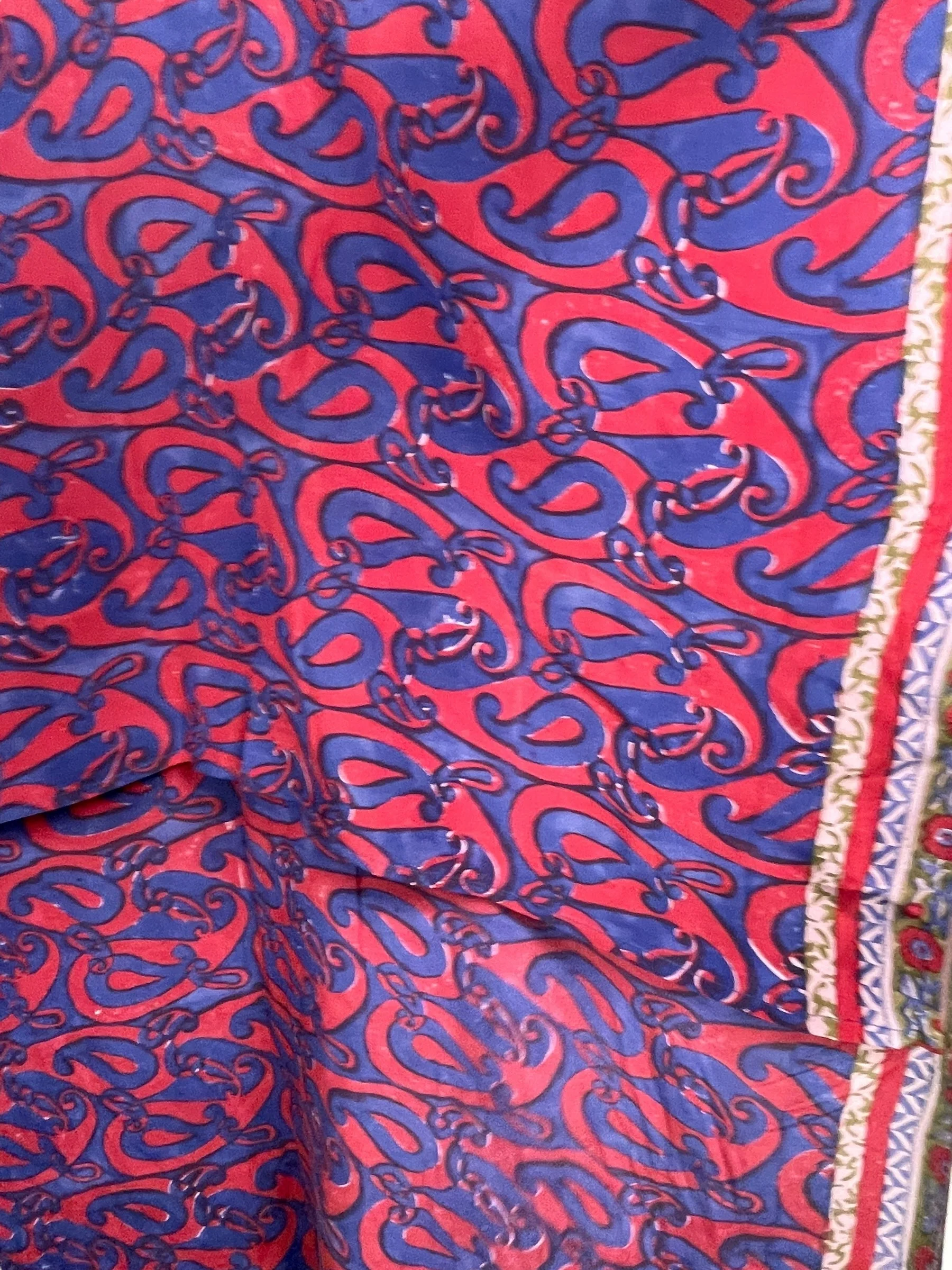 PRC7699 Avatar Pure Silk Hi Lo Top - Image 3