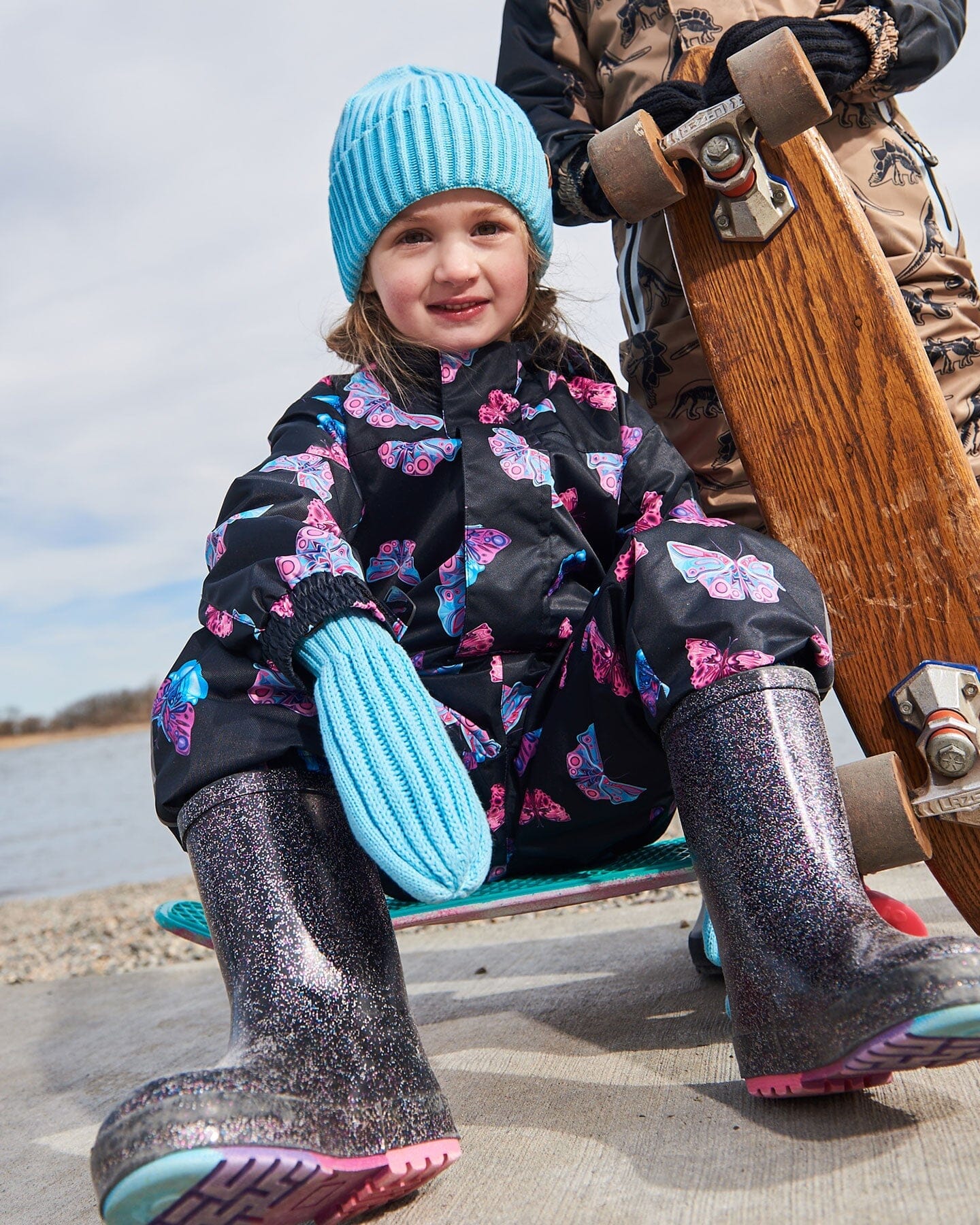 Rain Boots Black With Glitter - Image 2