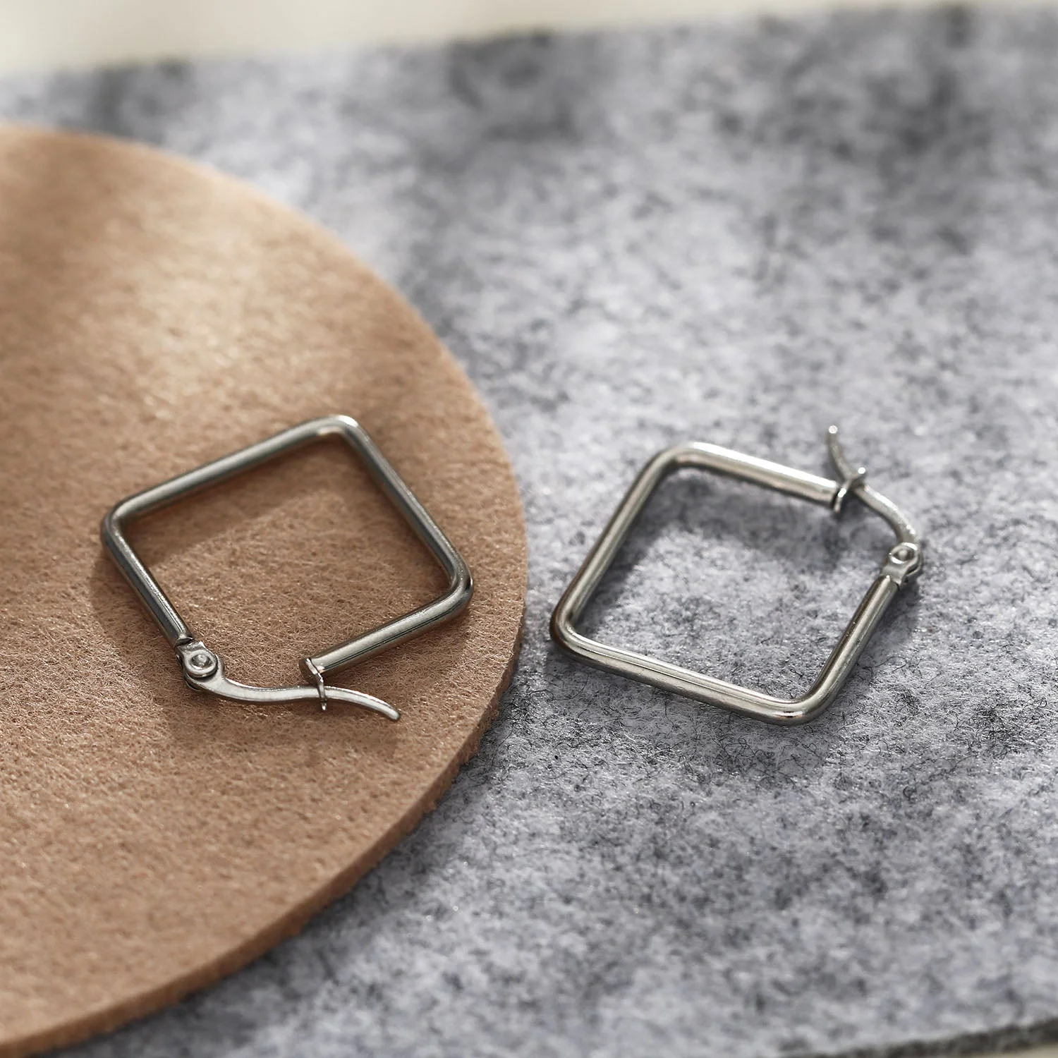 REILYNN Small Square Shaped Hoops. In Gold & Silver. - Image 7