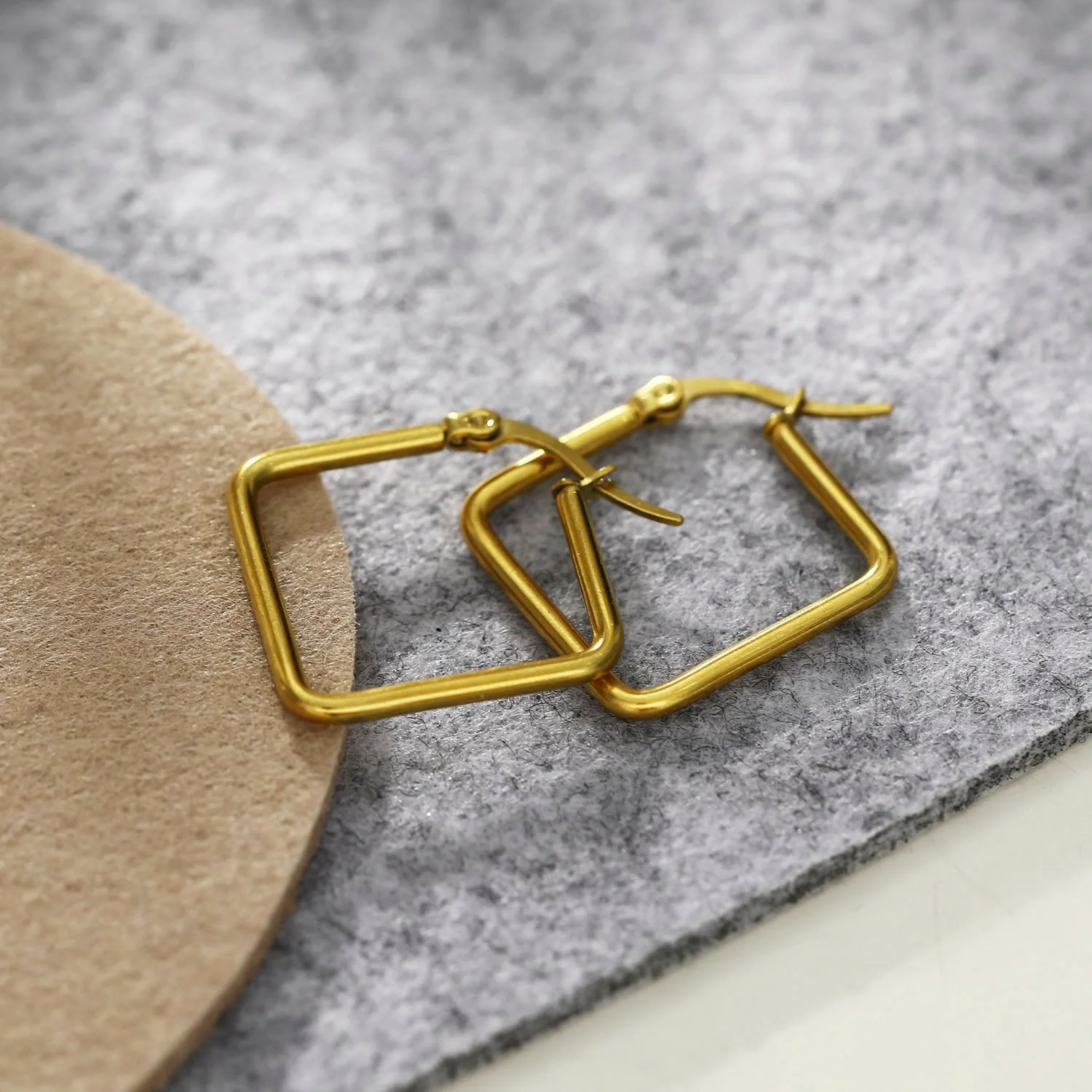 REILYNN Small Square Shaped Hoops. In Gold & Silver. - Image 8