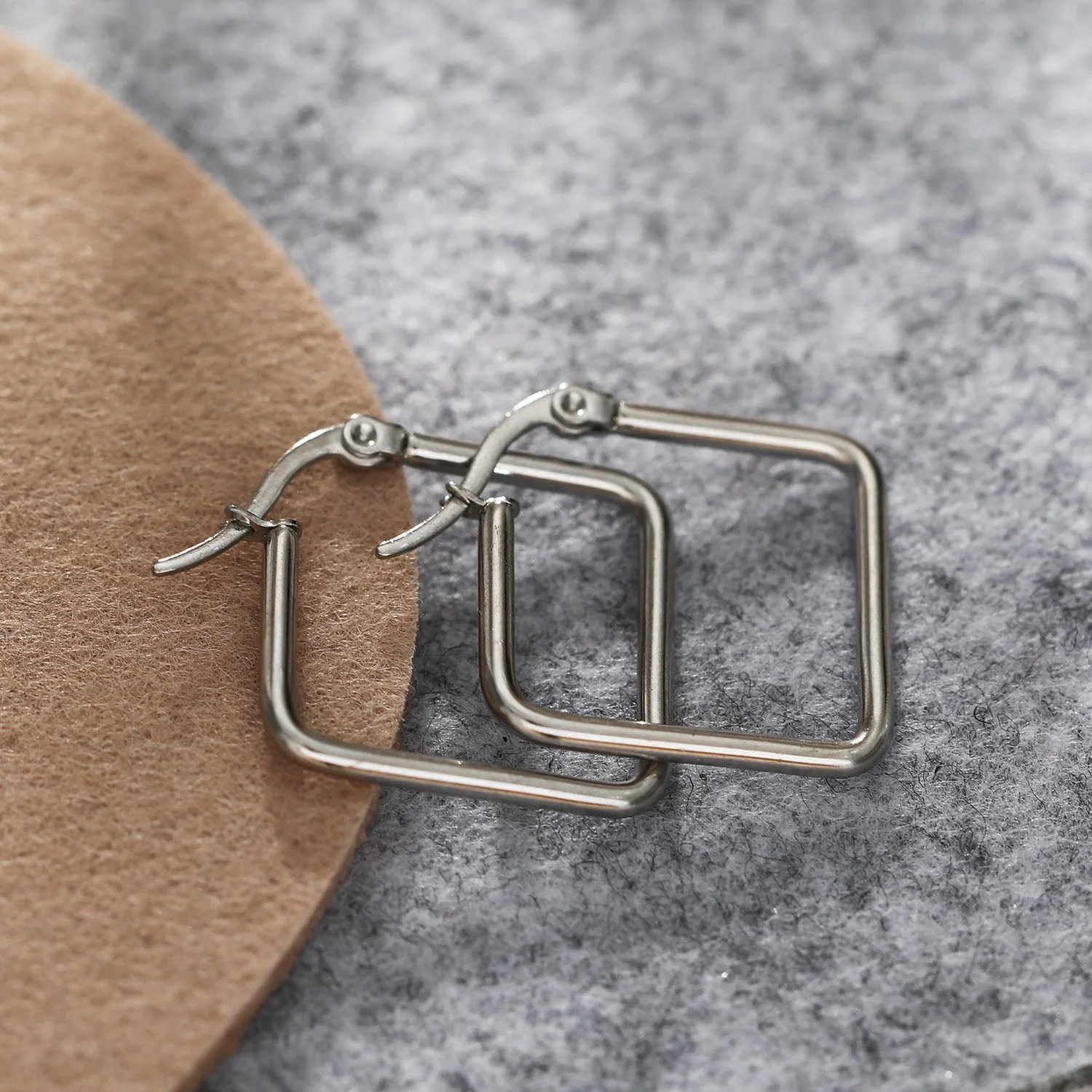 REILYNN Small Square Shaped Hoops. In Gold & Silver. - Image 9