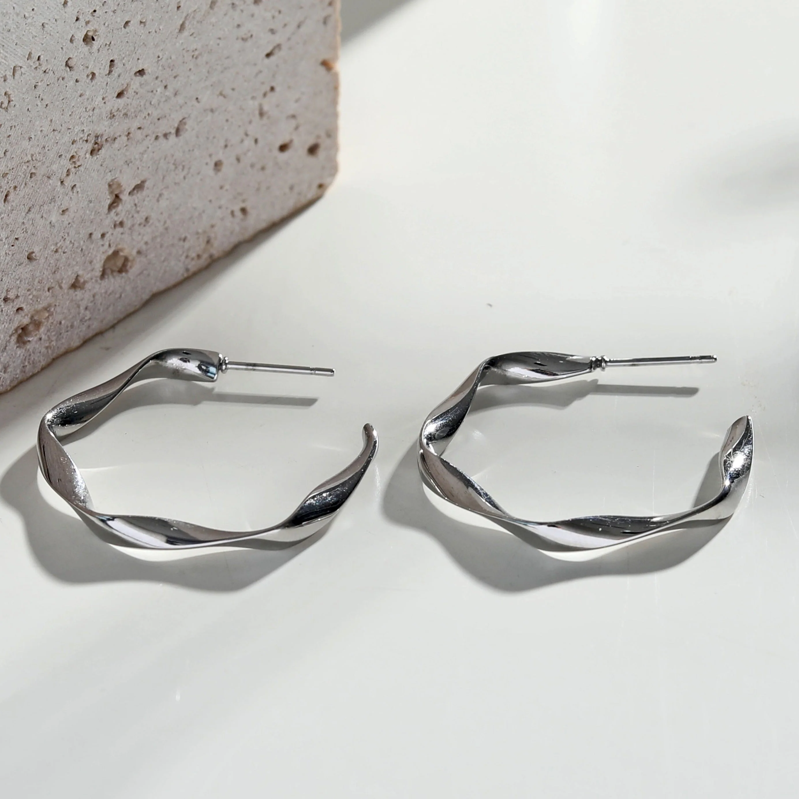 RIMINI Silver (White Gold): Sculpted Twist Hoop Earrings - Image 4