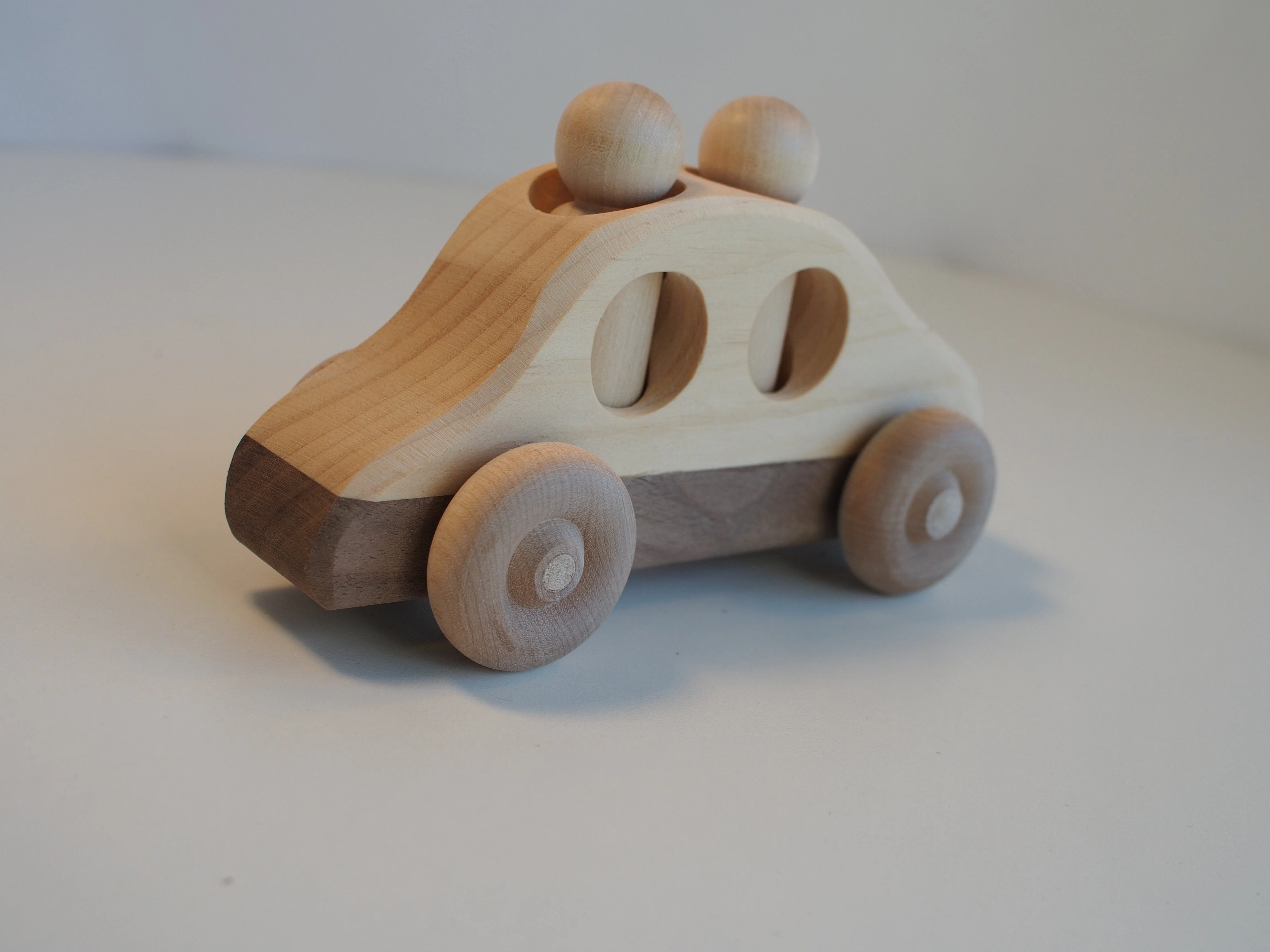 Sedan - Two-Tone - Image 2