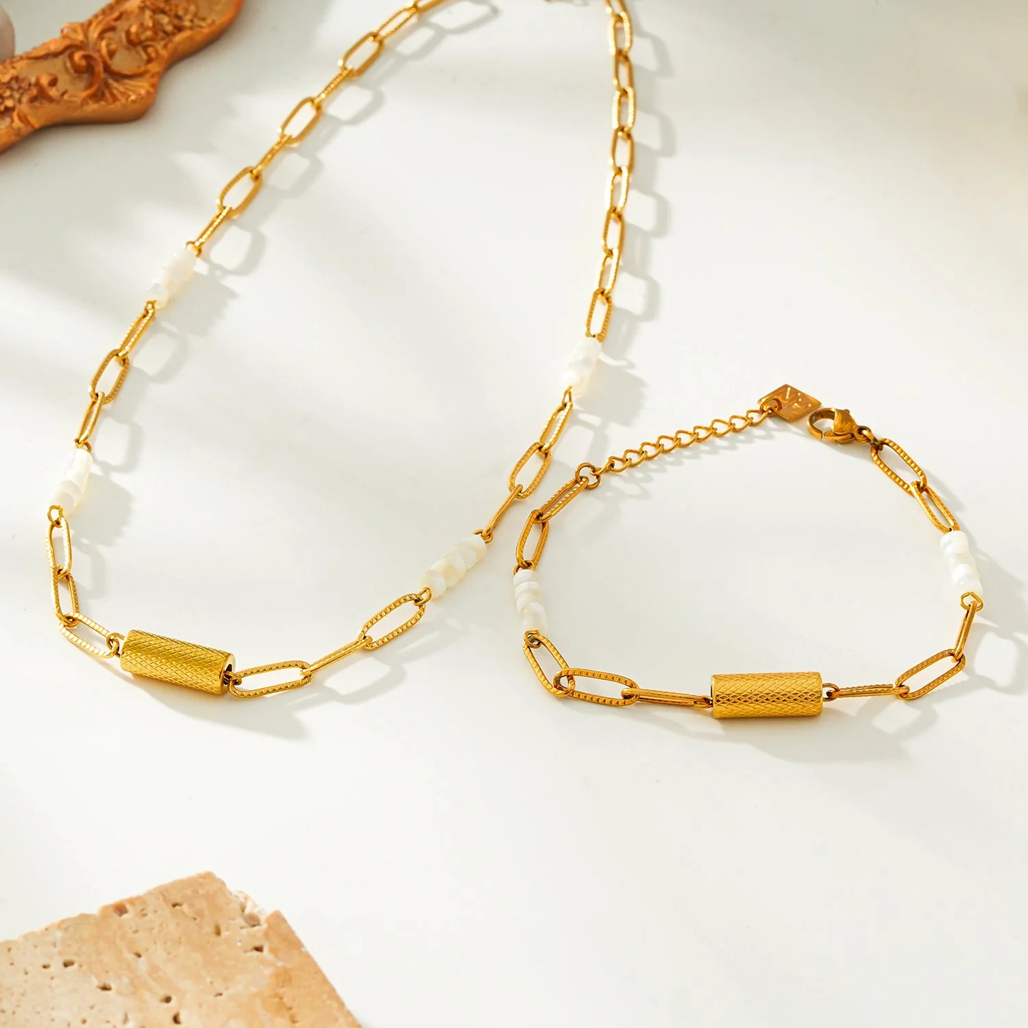 SEDONA Bracelet: Natural Shell & Gold Paper-Clip Chain Combination with an Art Deco Pendent - Image 6