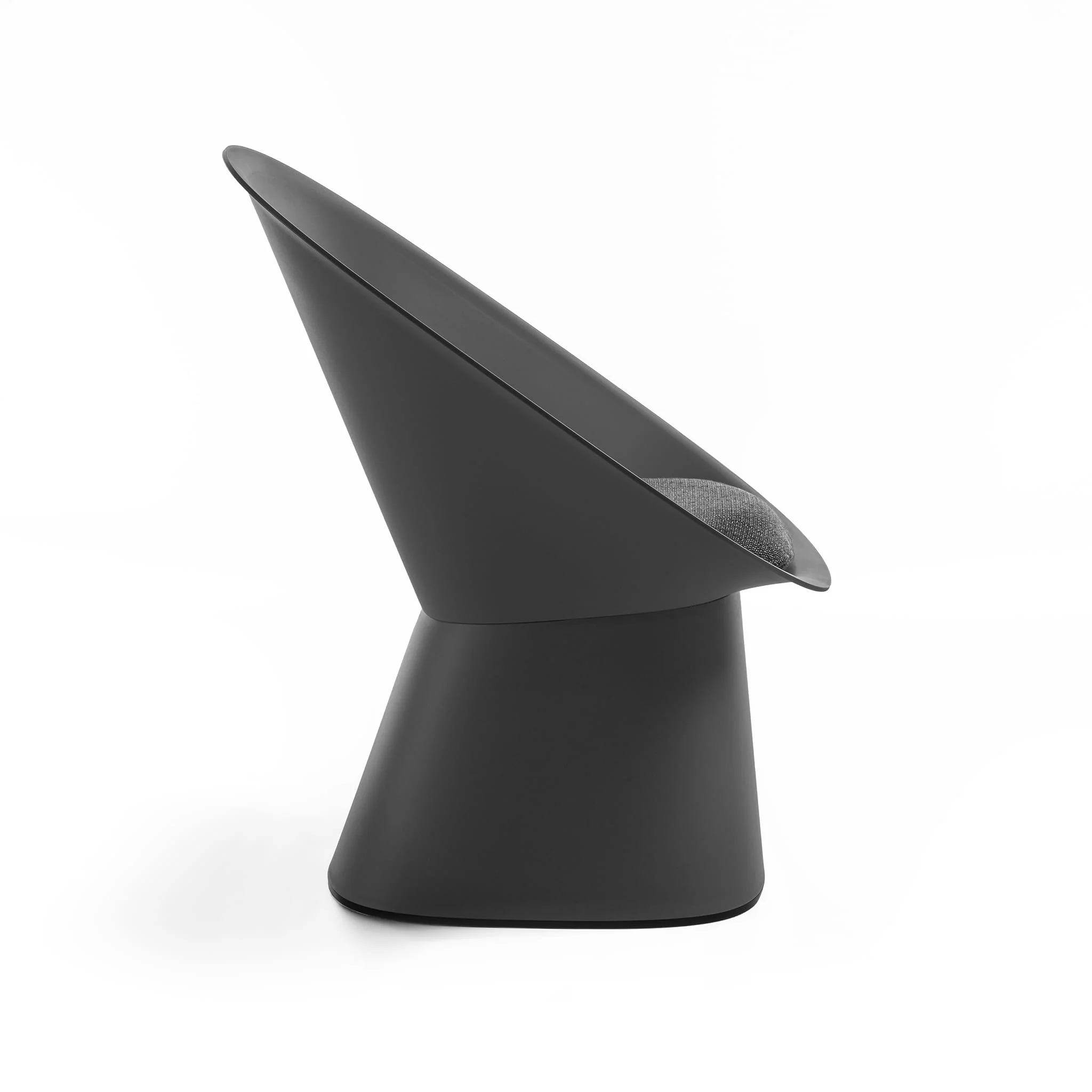 Sensu Lounge Chair<br> Indoor & Outdoor Use - Image 11