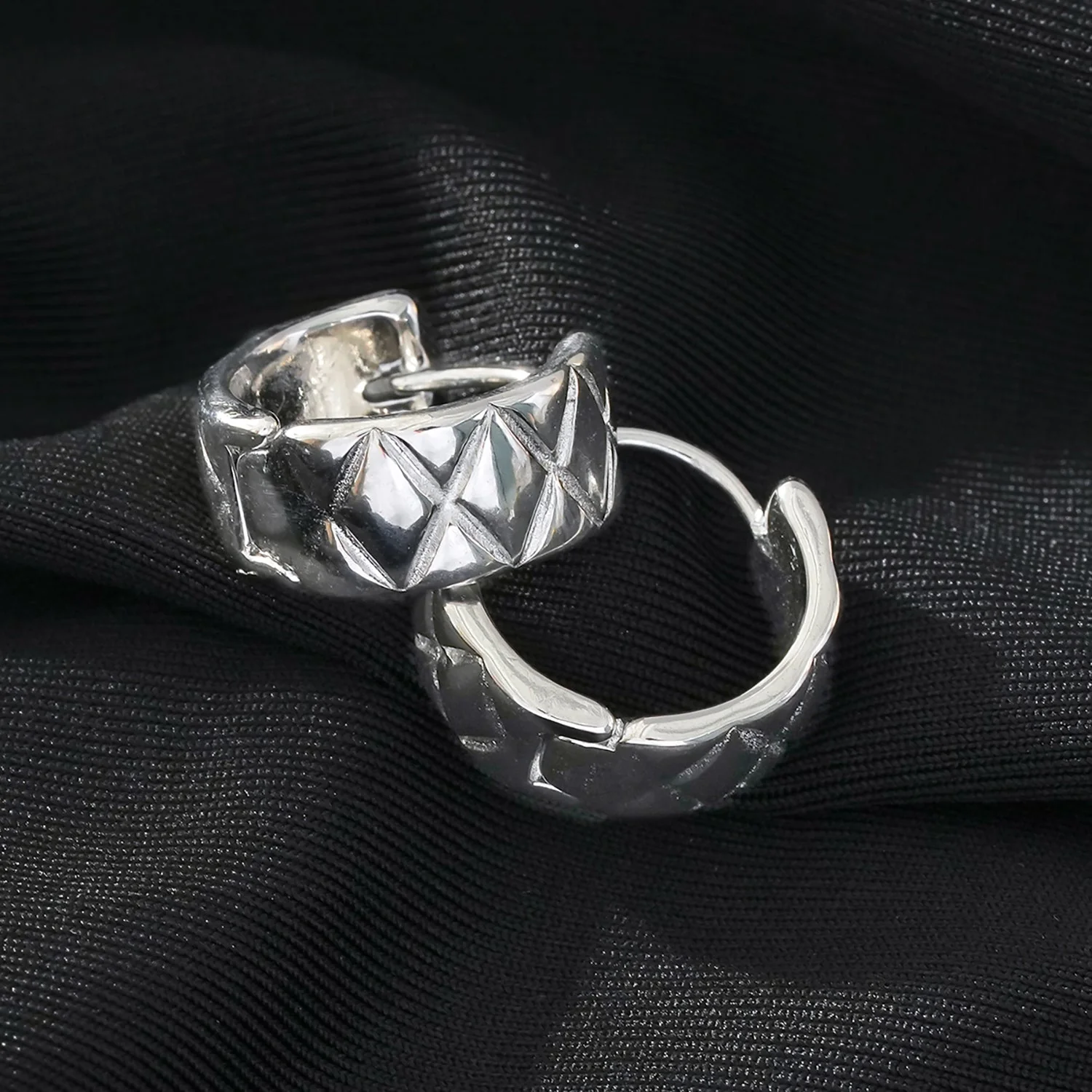 SHELBURNE: Decorative Etched Wide Mini Hoop Earrings in White Gold (Silver Toned) - Image 7