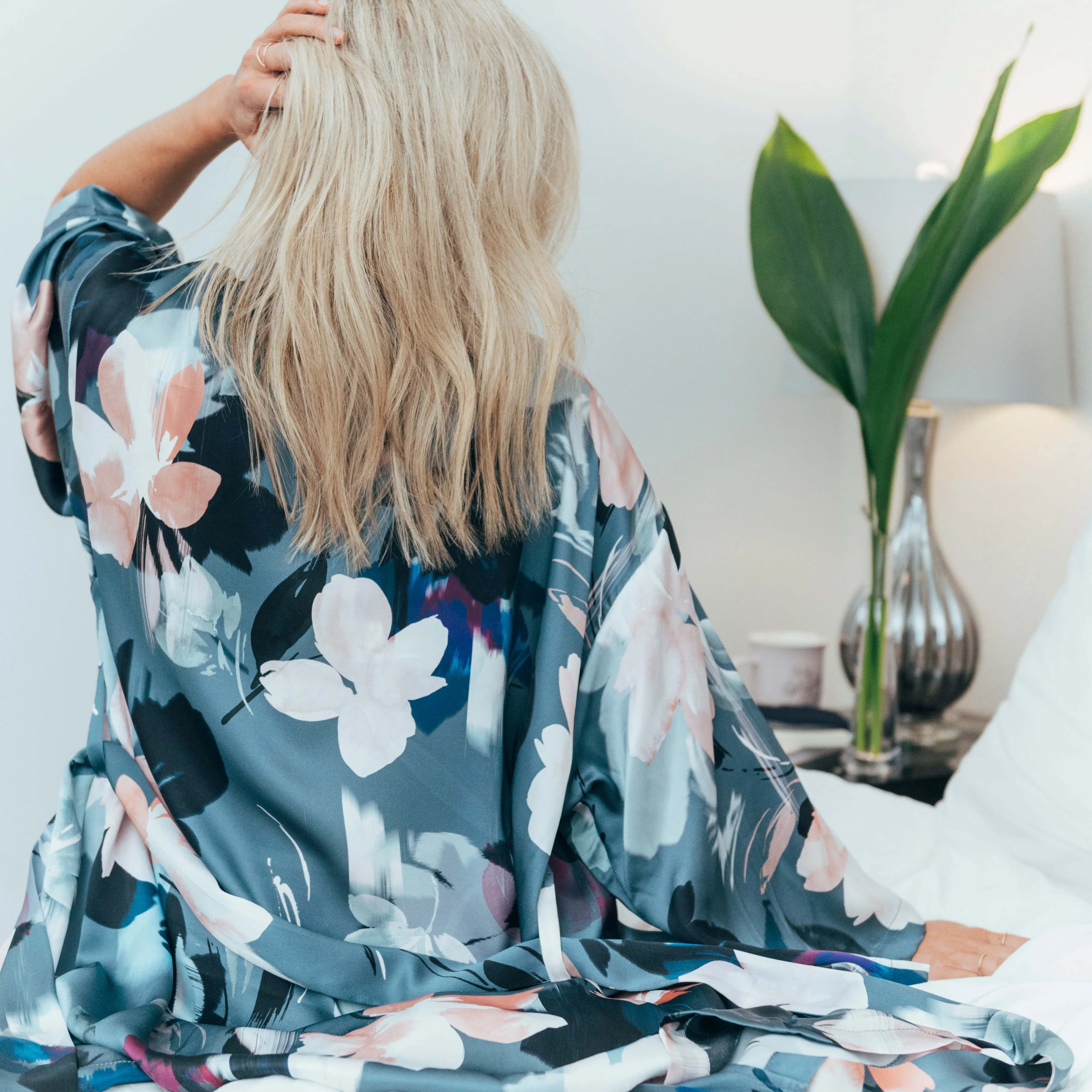 Silver Lining Short Kimono Robe - Image 2