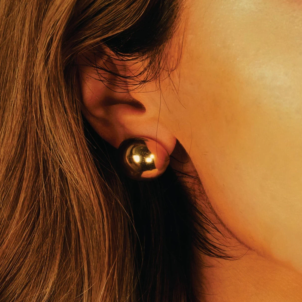 SPERICCA Gold: Half-Globe Geometric Statement Stud Earrings - Image 4