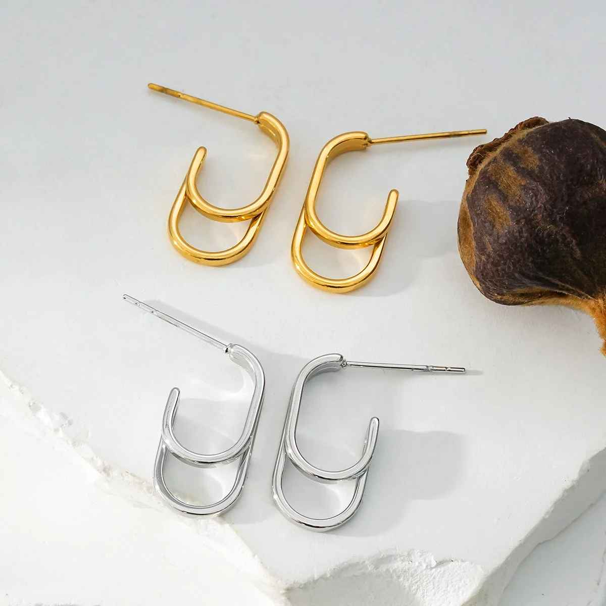 St SIMON Gold: Rounded Corners Double Rectangle Hoop Earrings - Image 6