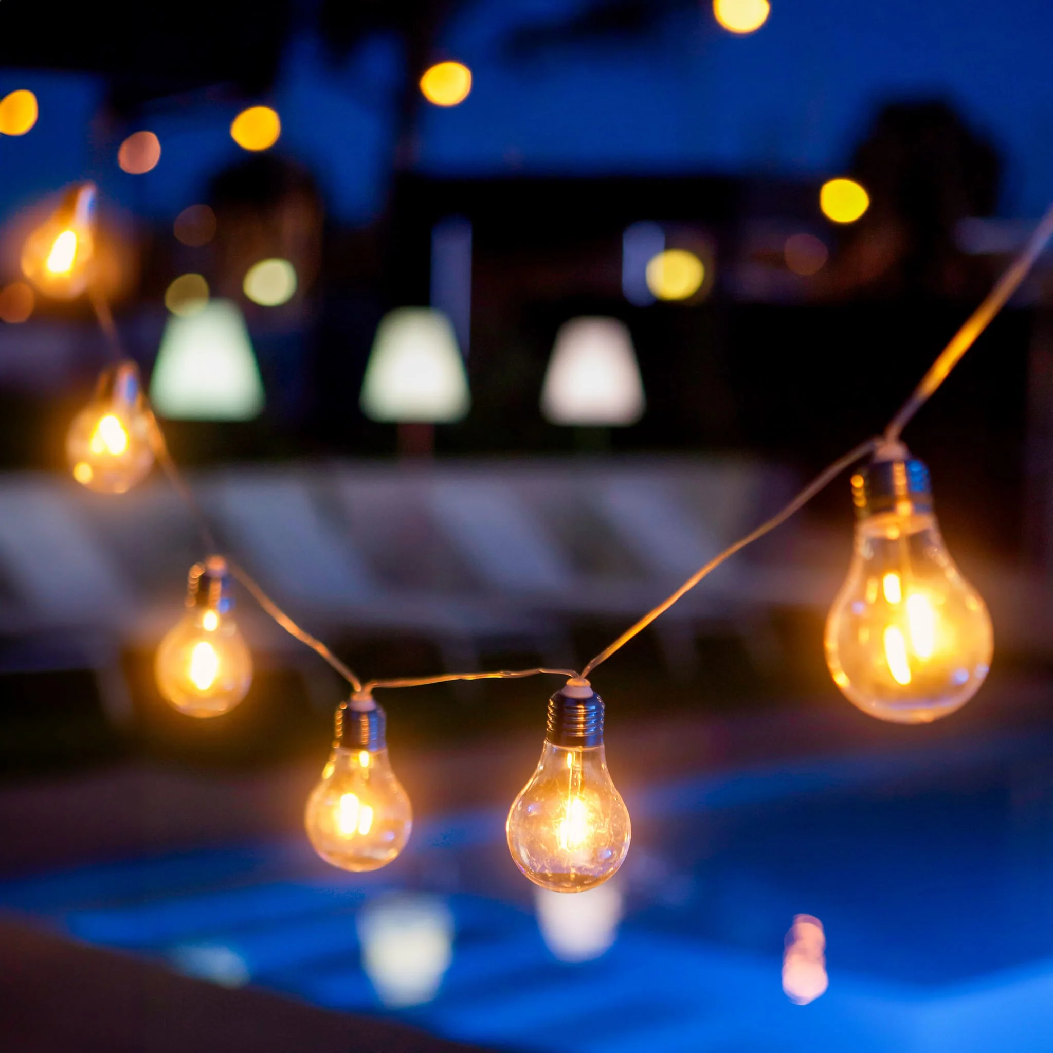 Stella<br> Solar-charged Garland - Image 2