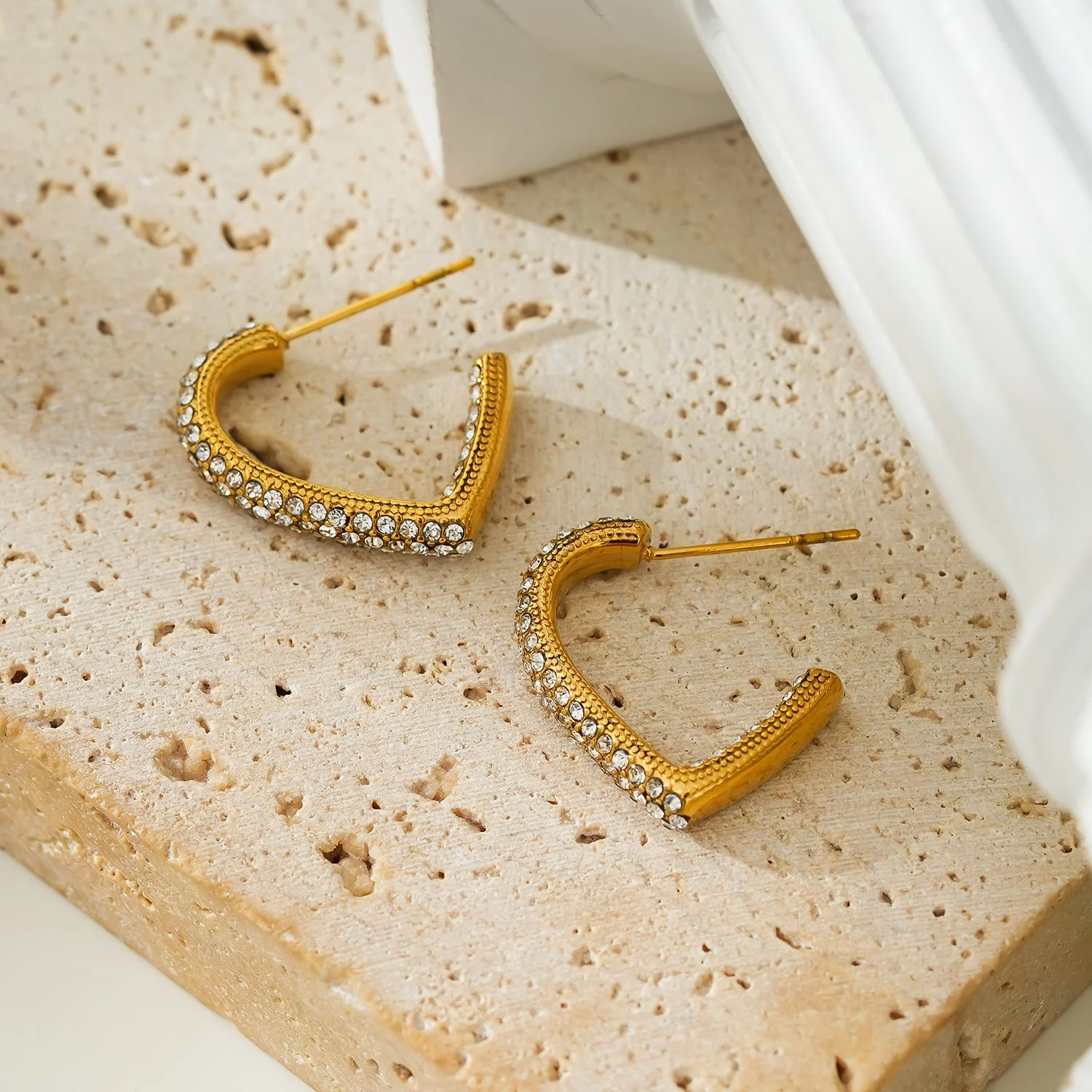 Style ANJAR Gold: Heart Shaped Hoops embedded with Zirconia Gemstones - Image 3