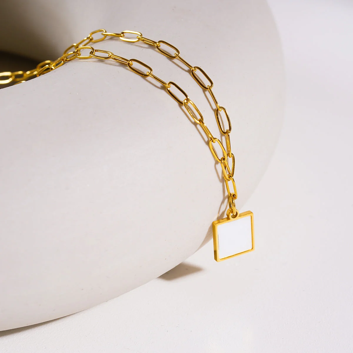 Style ANNABELLA: Minimalist Metal & Shell Square Pendant on a Paper-Clip Chain Necklace. - Image 5