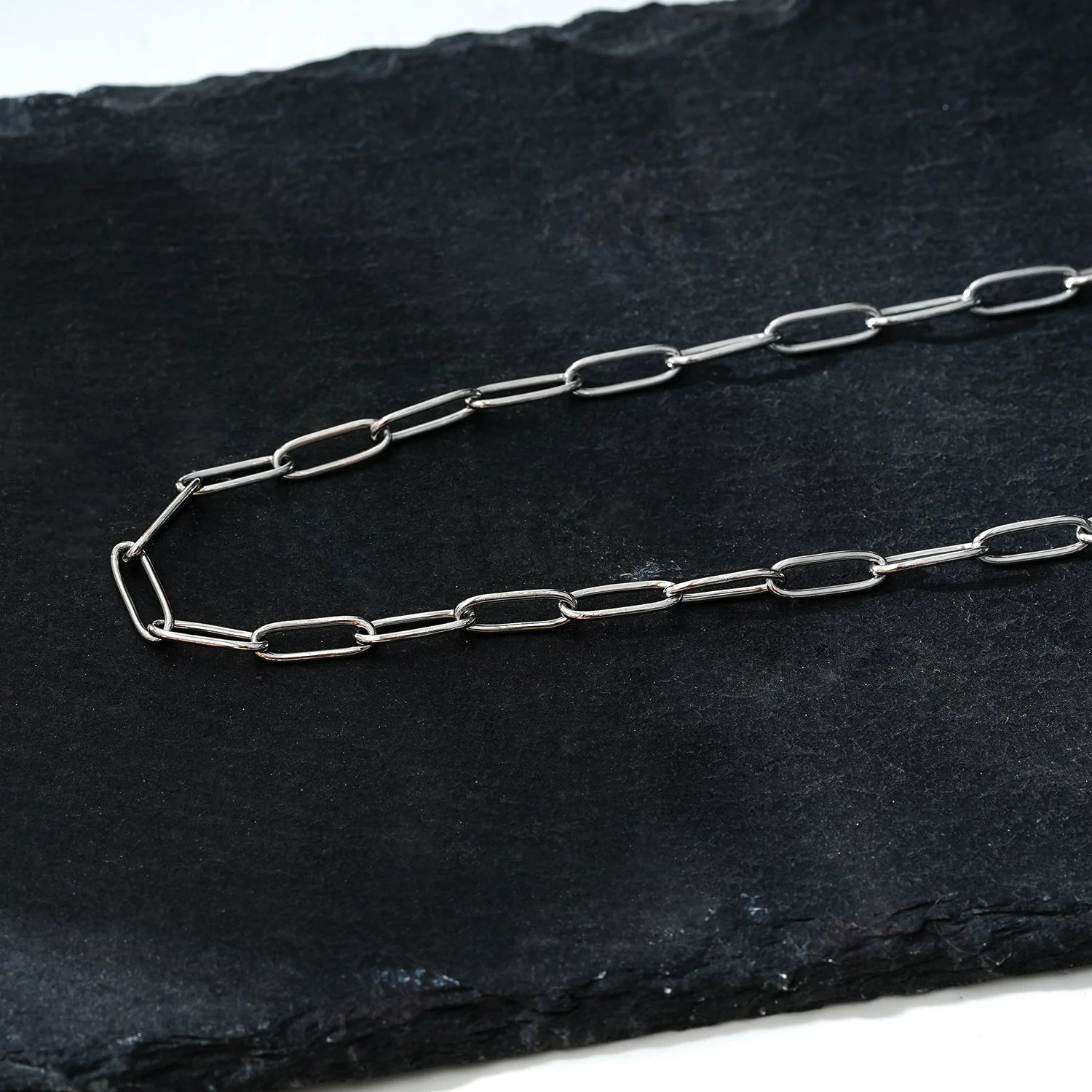 Style BARNSBURY: Essential Silver Chain Link Paper-Clip Necklace - 22" - Image 4