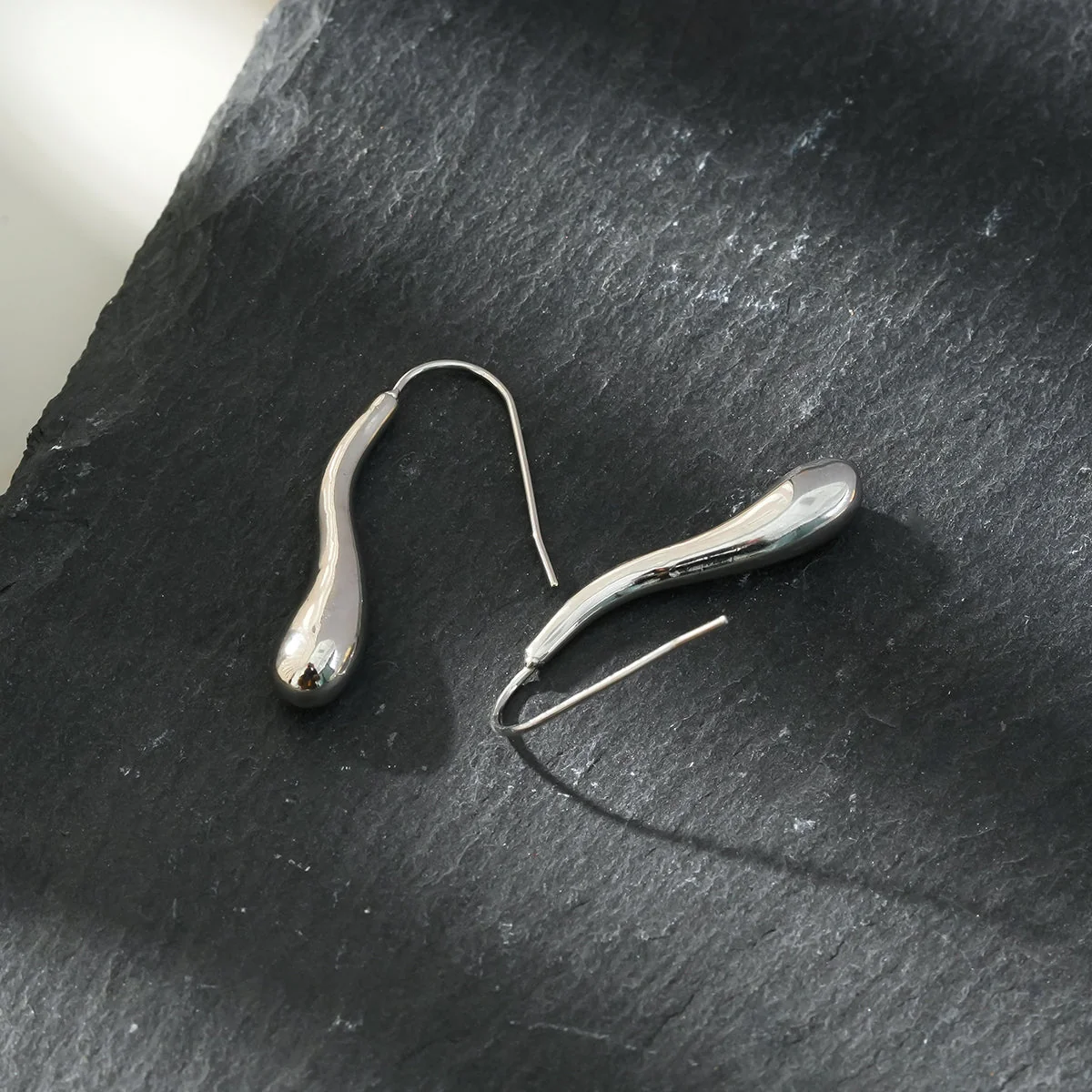 Style CORNING Silver (White Gold): Tadpole-Shaped Earrings – Unique Elegance with a Playful Twist - Image 10