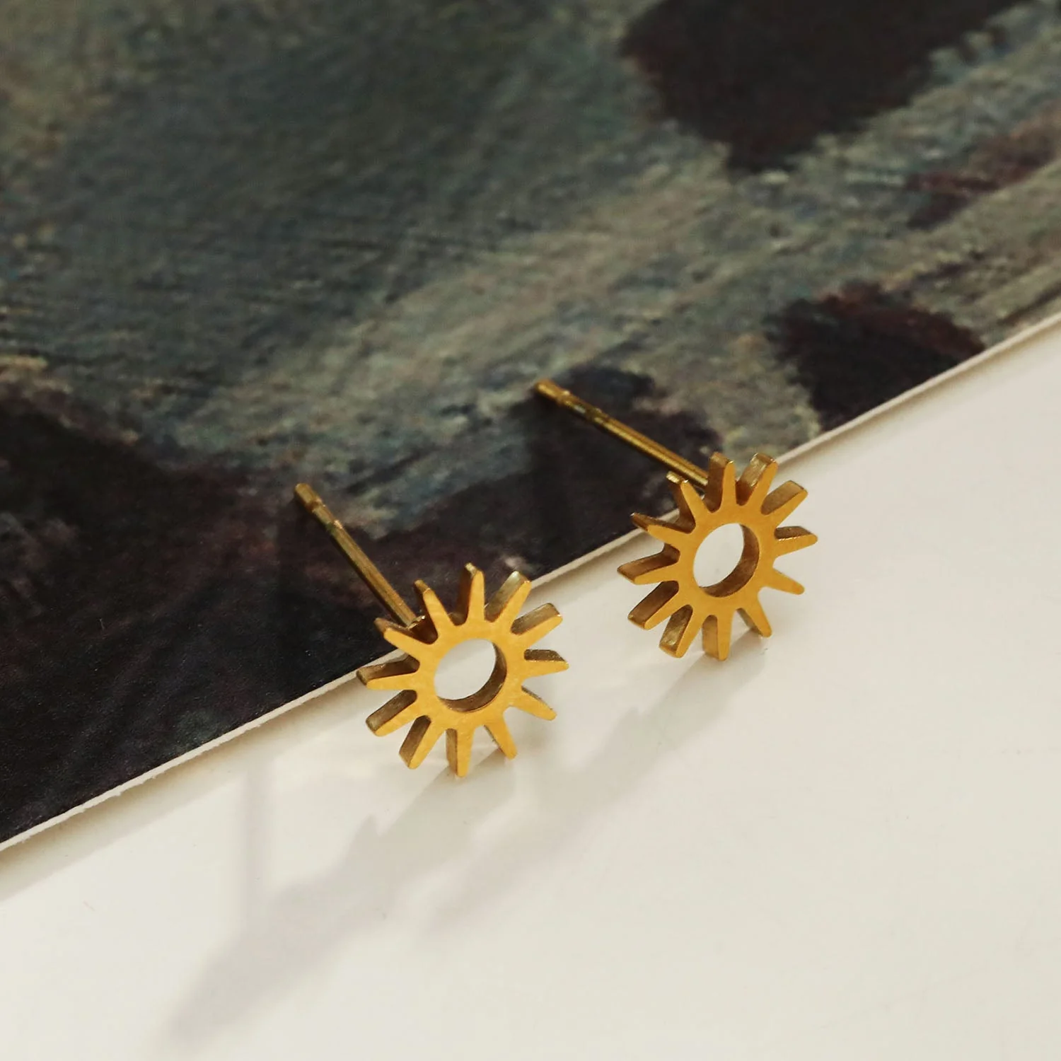 Style EDLA: 'Starry Night' Stud Earrings Gold - Image 3
