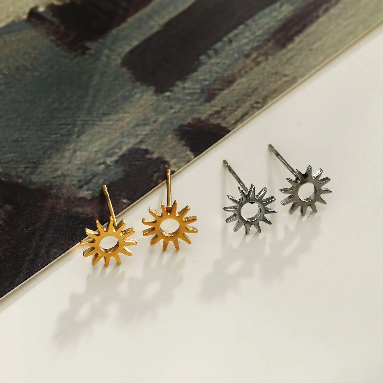 Style EDLA: 'Starry Night' Stud Earrings Gold - Image 6