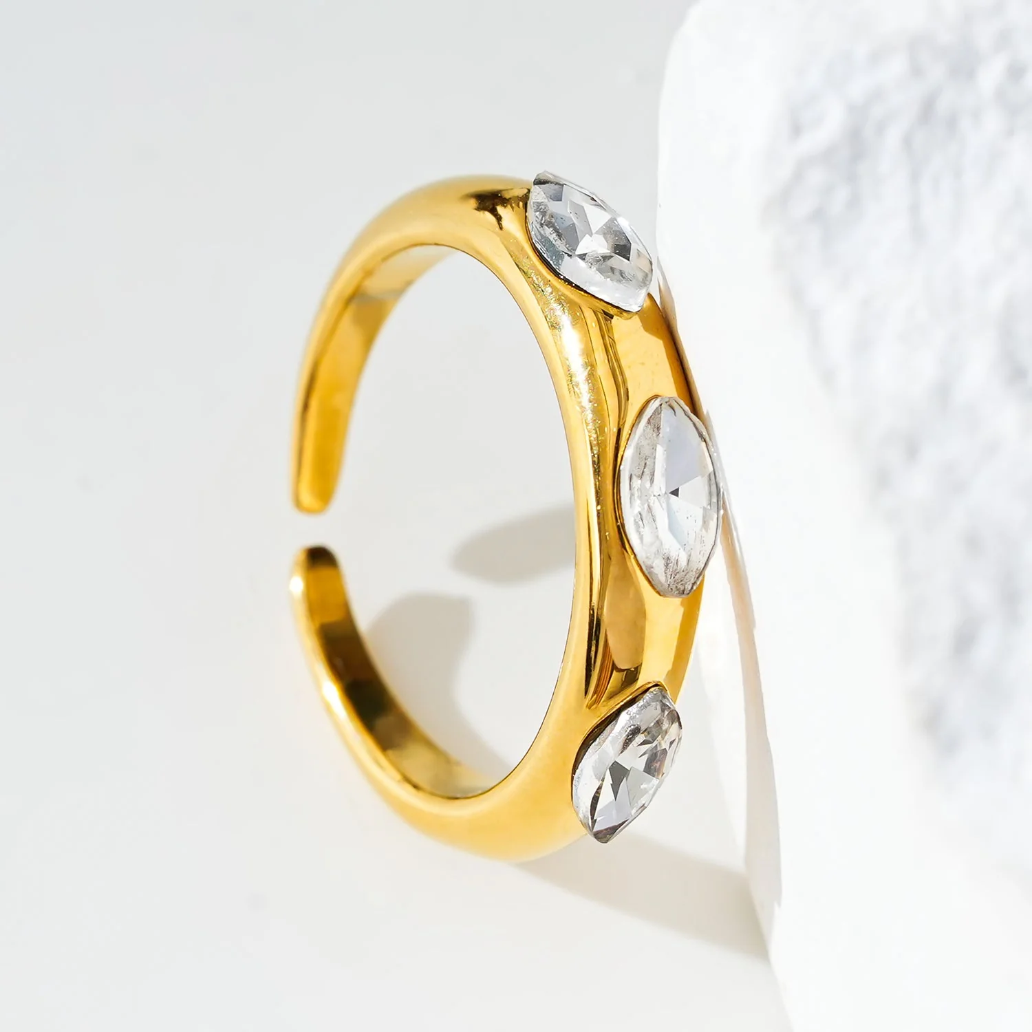 Style ELENITA: Modernist Inspired Band Ring with Triple Zirconia Gemstones - Image 2