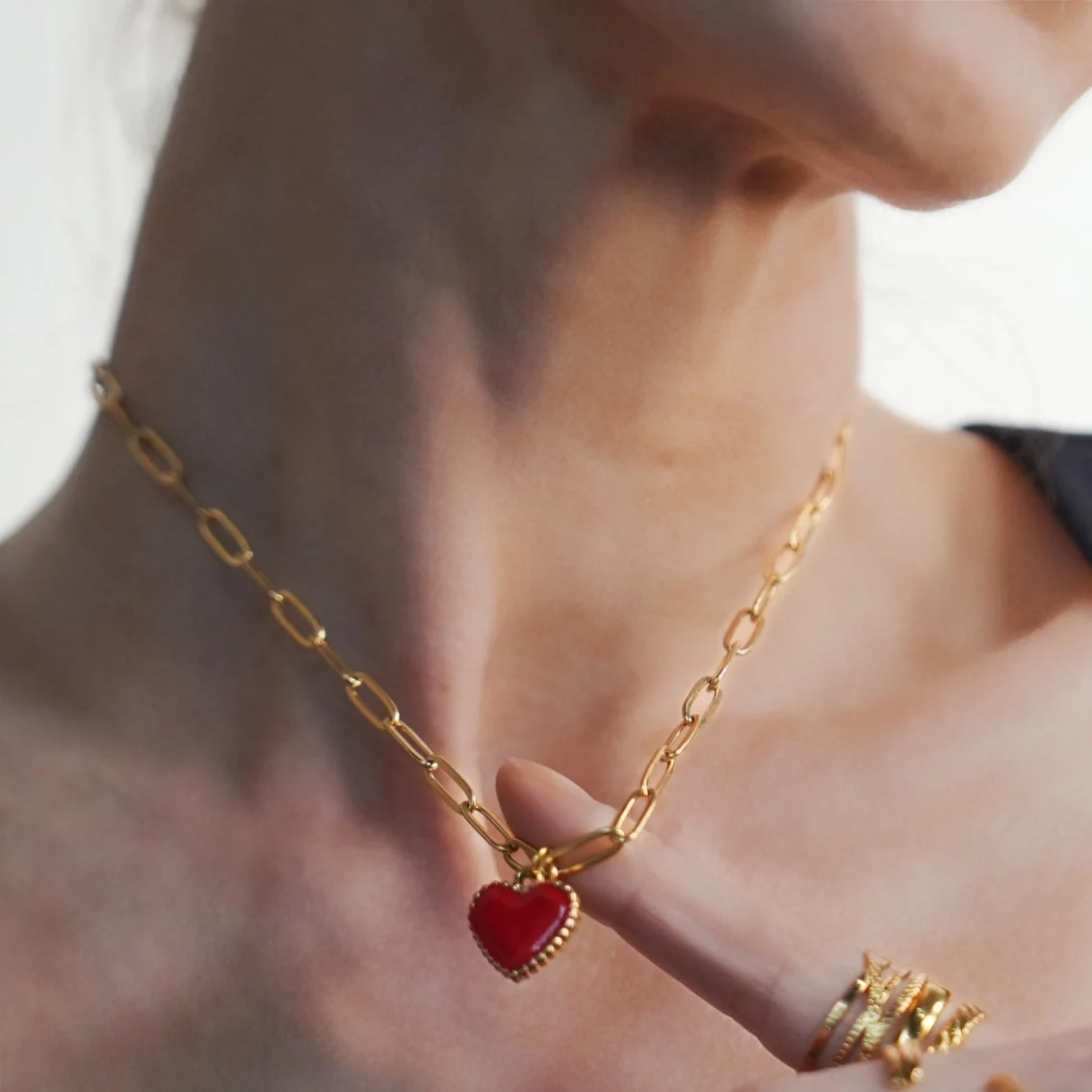 HEART ROUGE Gold: Paper Clip Chain Anchoring an Enameled Red Heart Charm - Image 2