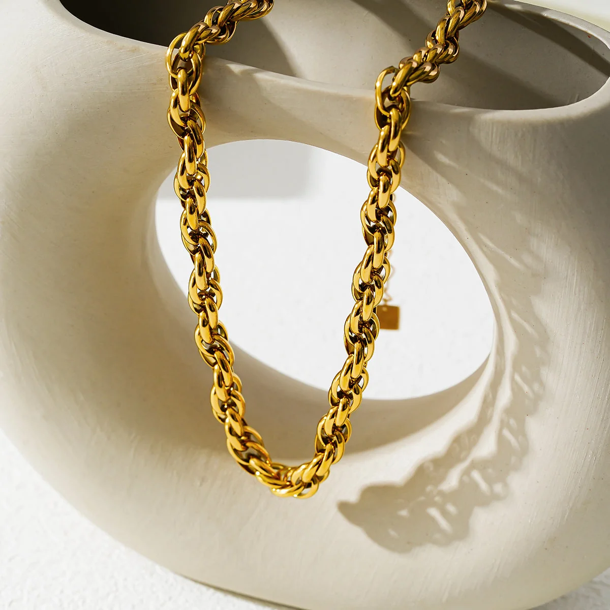Style ISLINGTON: Chunky Intricate Multi-Link Chain Necklace - Image 5