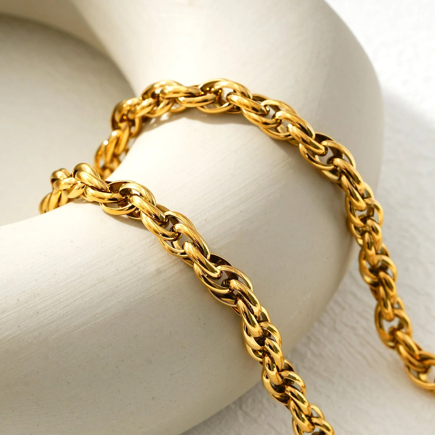 Style ISLINGTON: Chunky Intricate Multi-Link Chain Necklace - Image 7